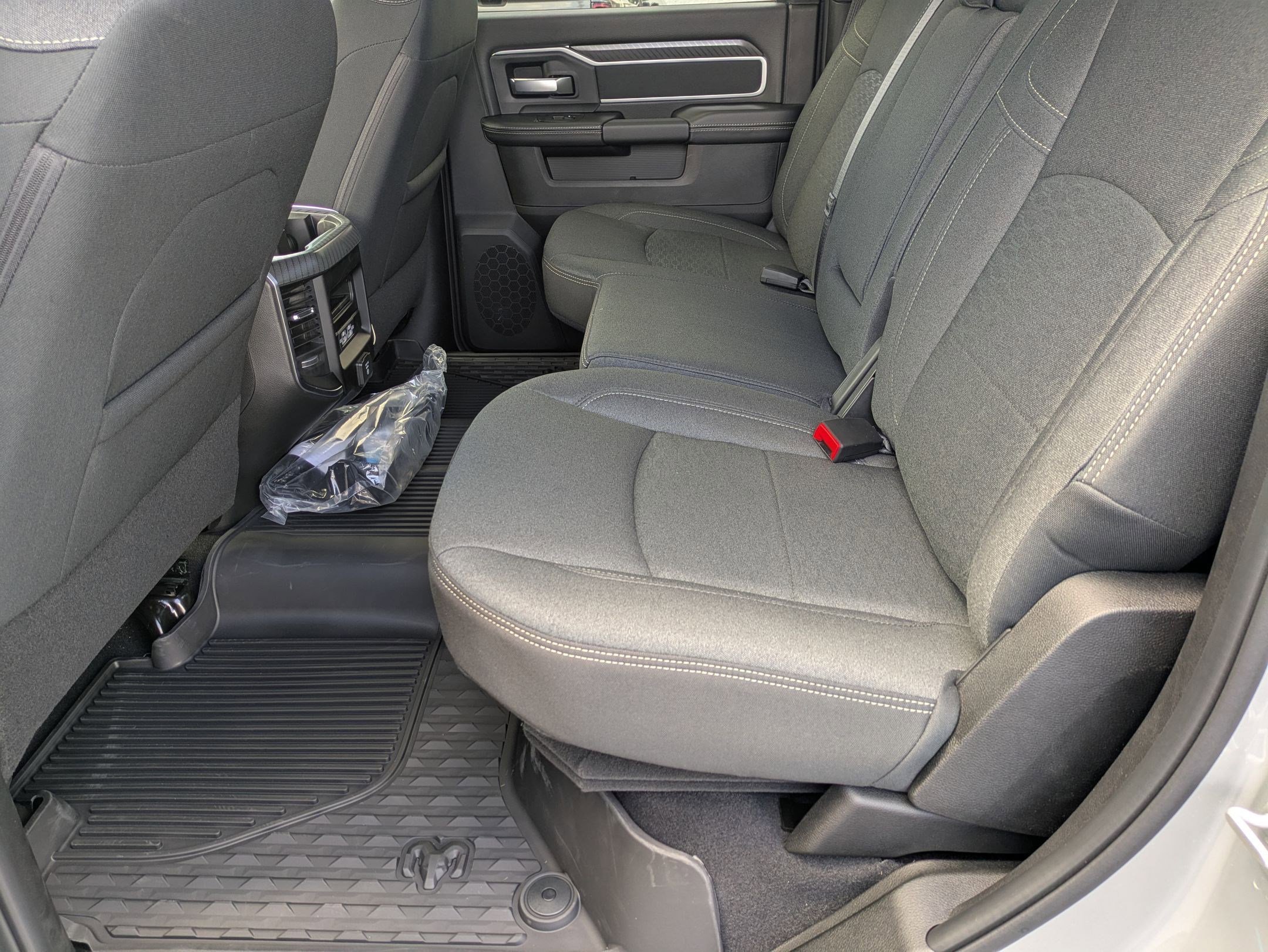 2026 RAM 2500 Big Horn - Photo 27