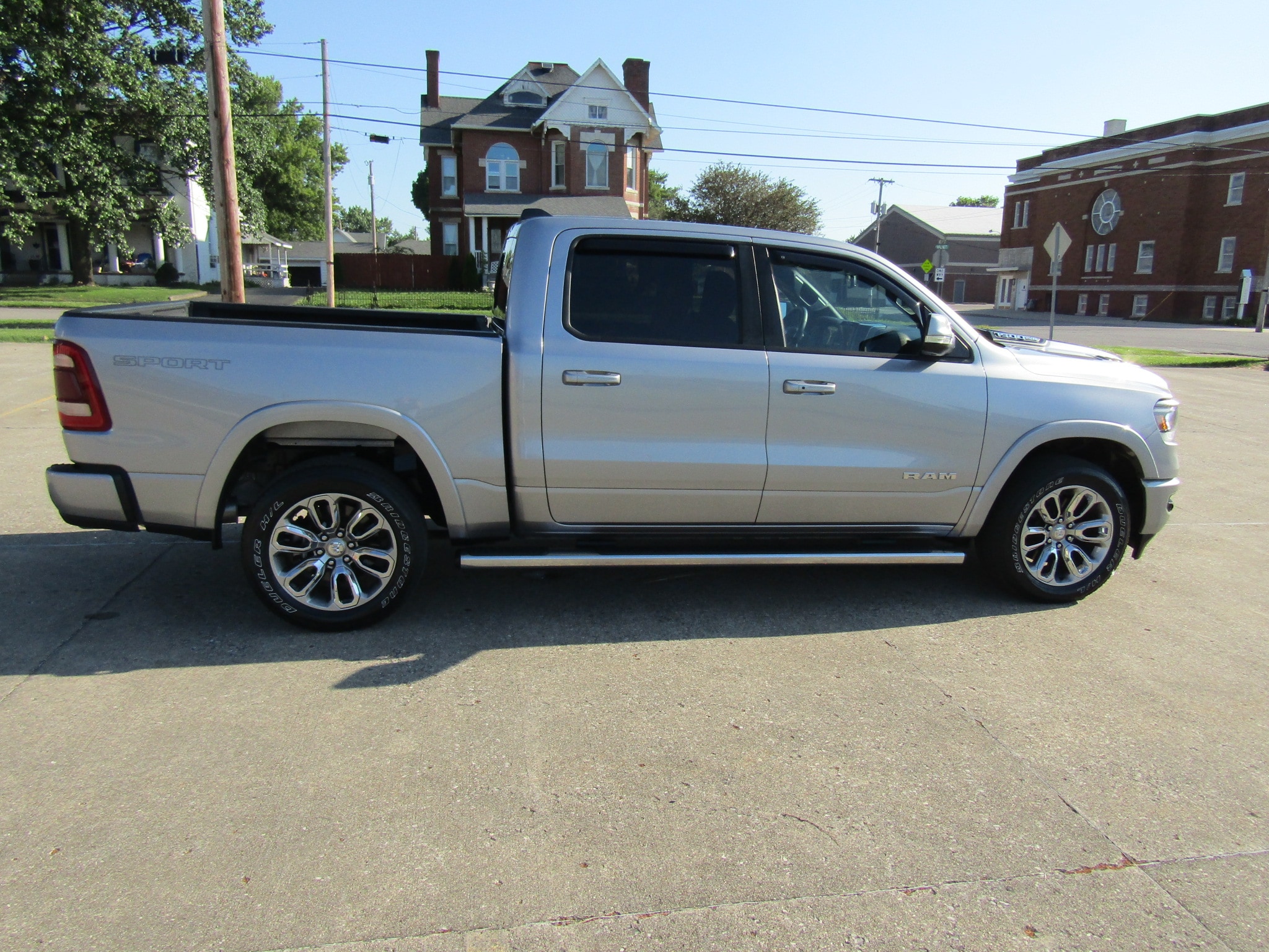 Used 2020 RAM Ram 1500 Pickup Laramie with VIN 1C6SRFJT6LN399103 for sale in Washington, IN