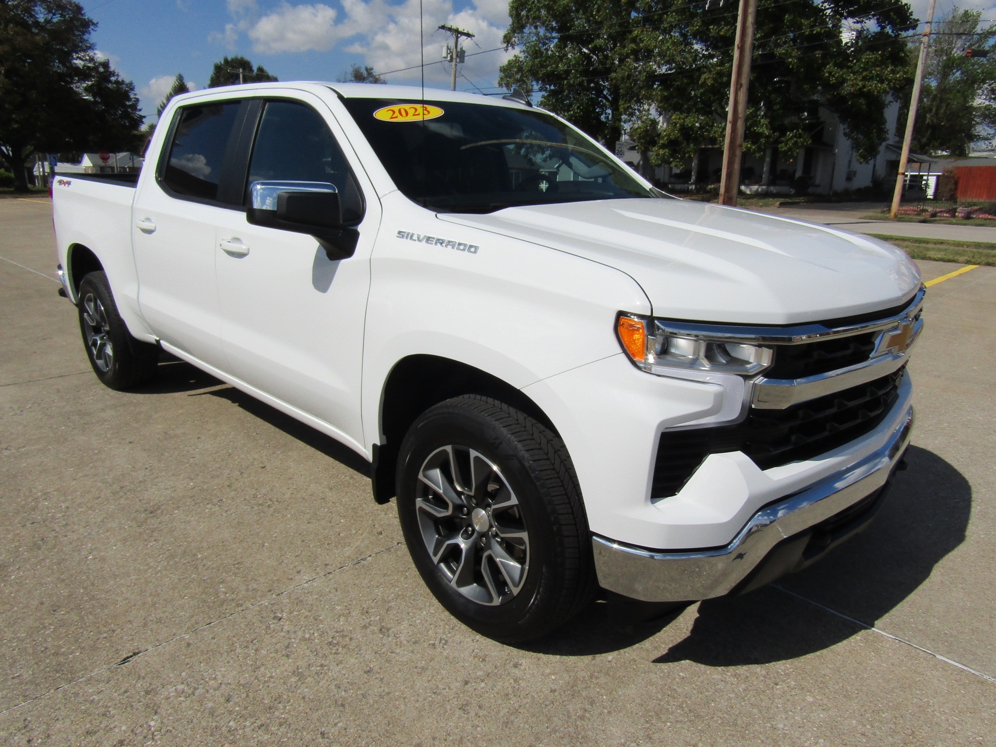 2023 Chevrolet Silverado 1500 LT's photo