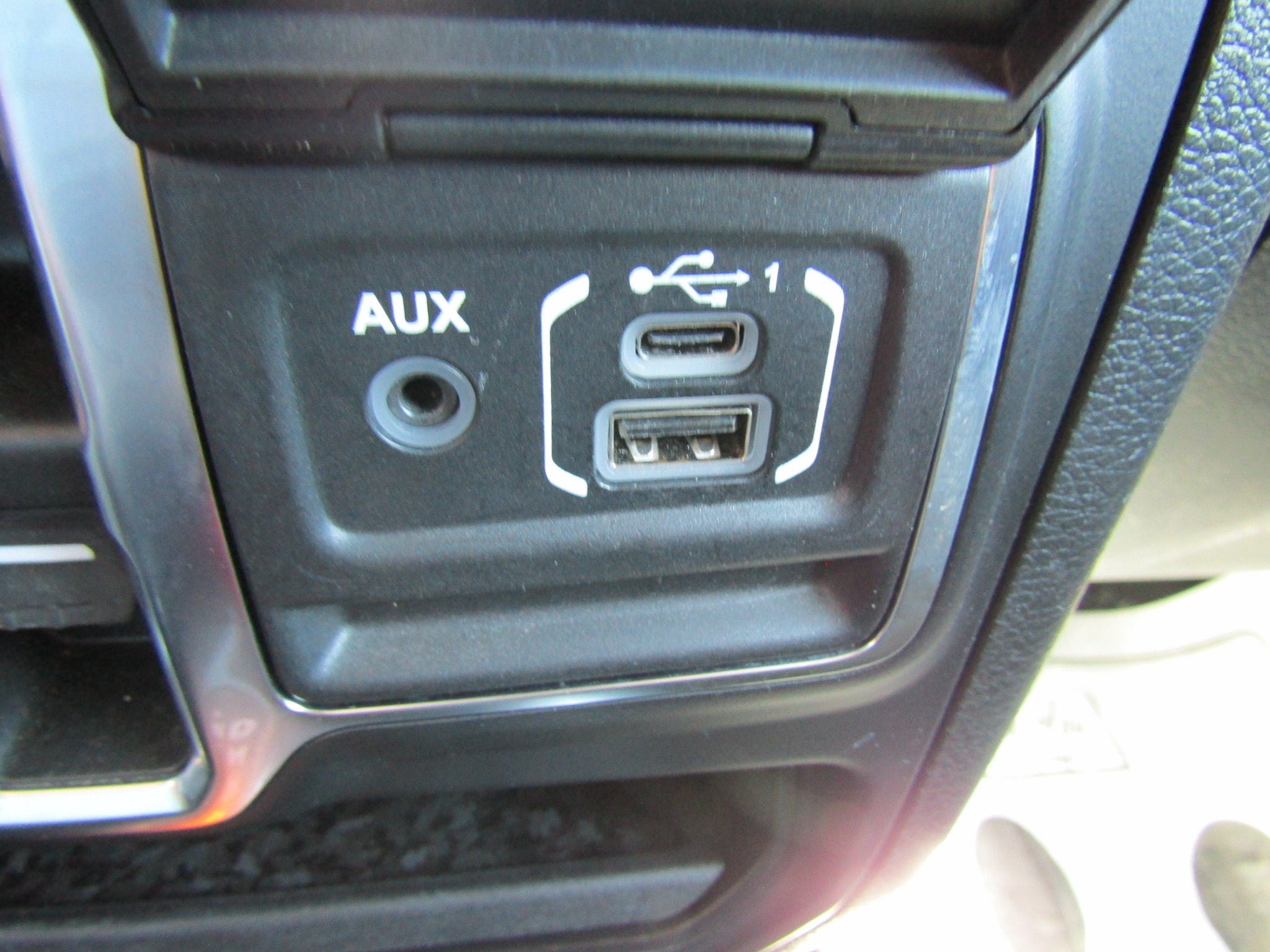 2023 Jeep Gladiator Overland - Photo 30