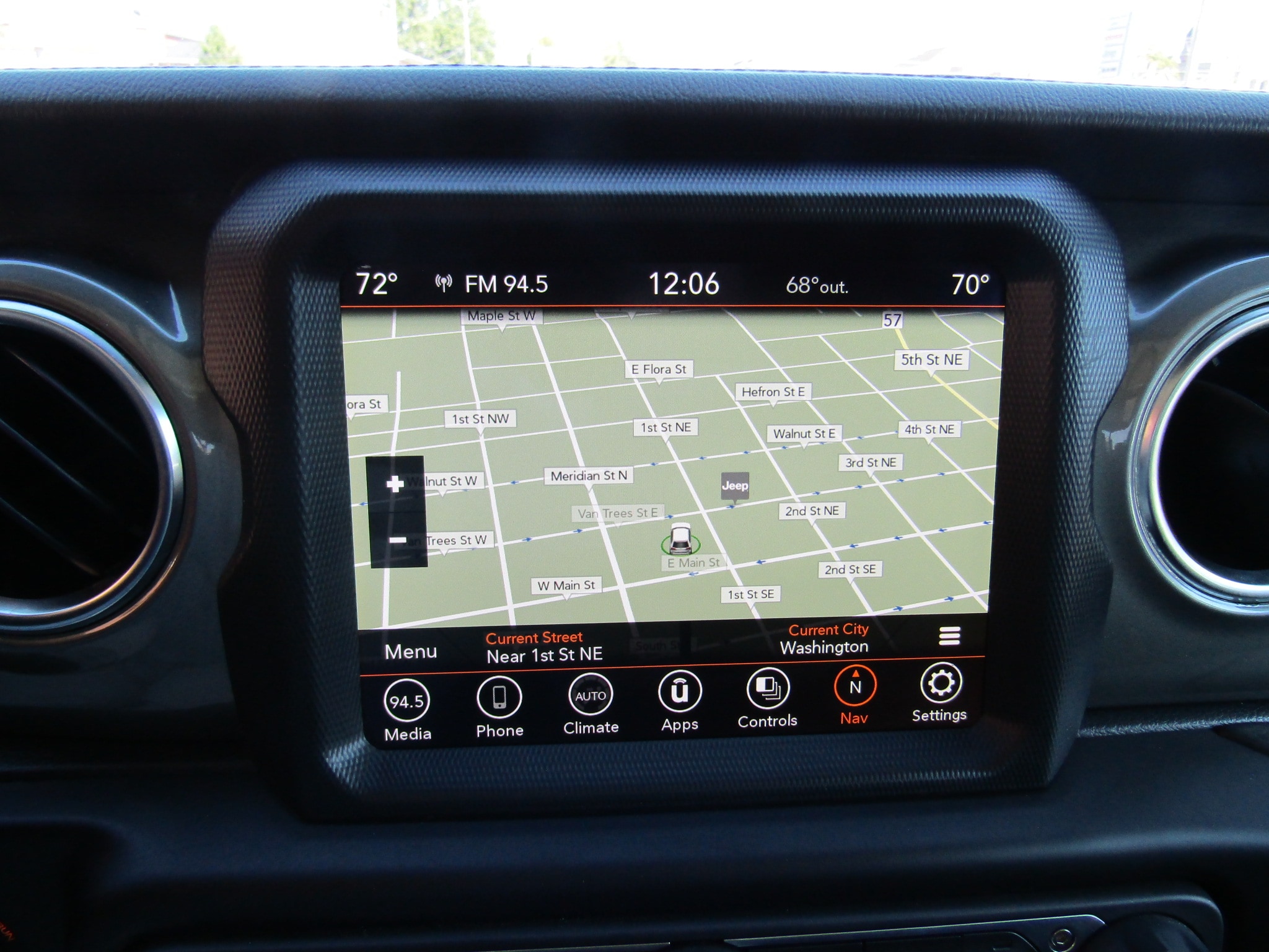 2023 Jeep Gladiator Overland - Photo 25
