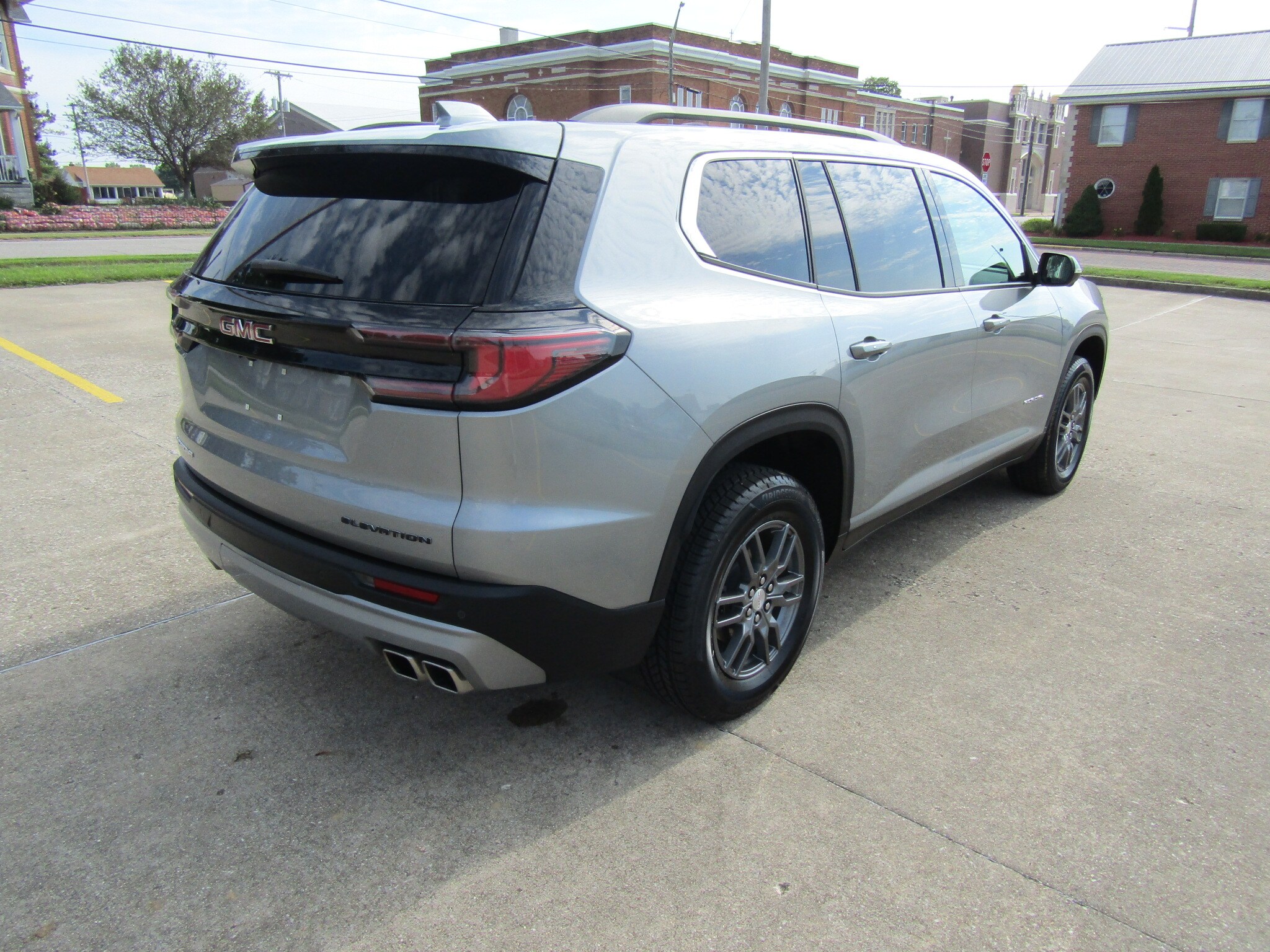 2025 Gmc Acadia Elevation photo 3