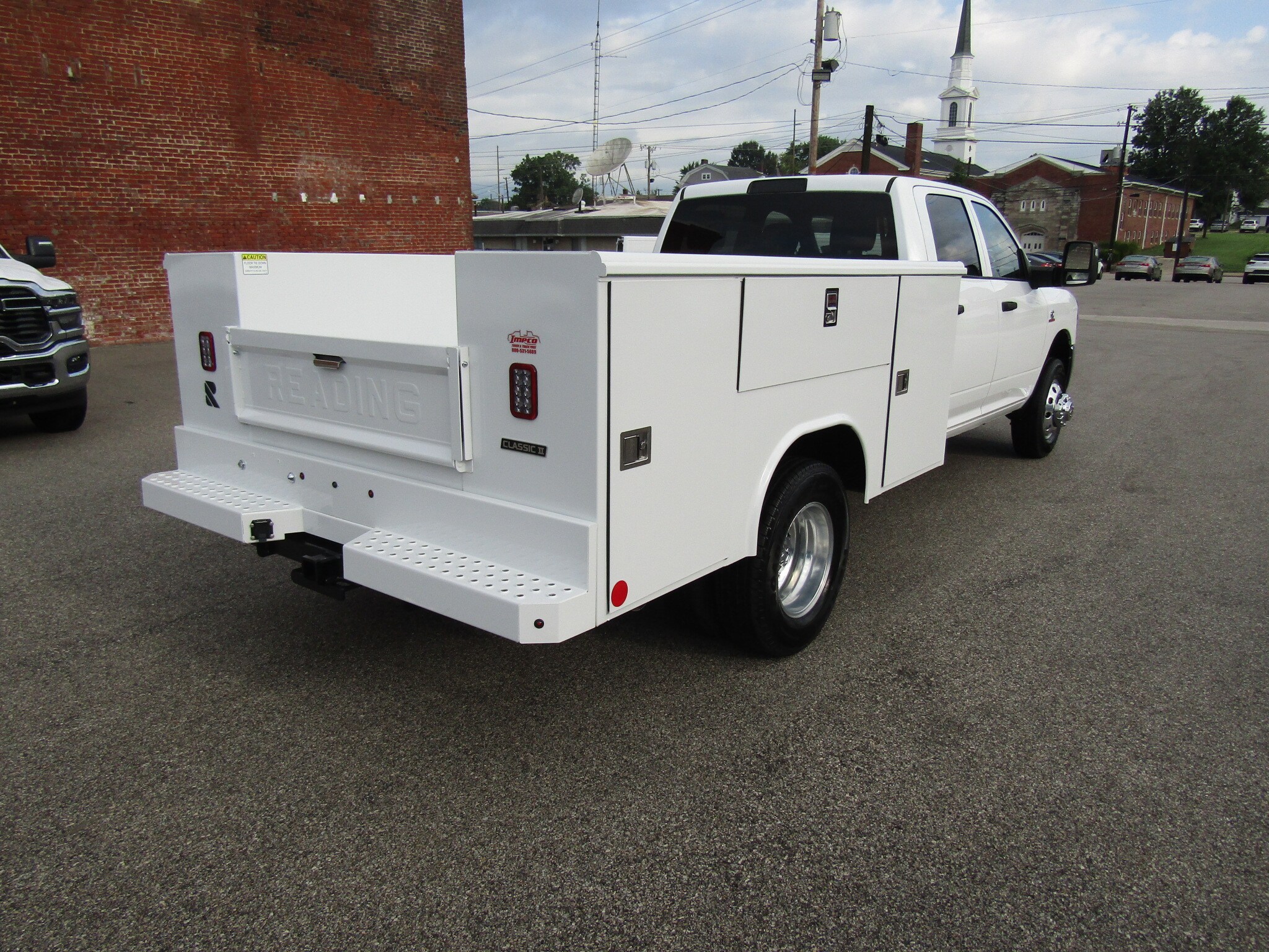 2025 Ram 3500 Tradesman photo 2