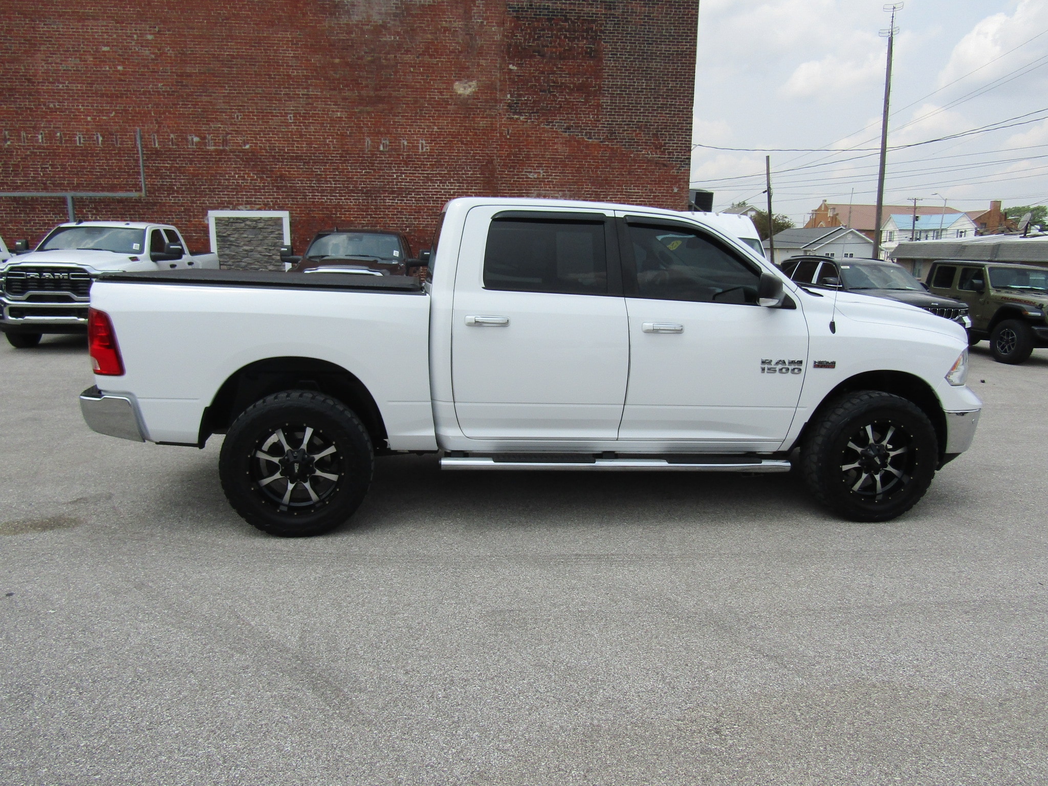 Used 2016 RAM Ram 1500 Pickup Big Horn with VIN 3C6RR7LT4GG154560 for sale in Washington, IN