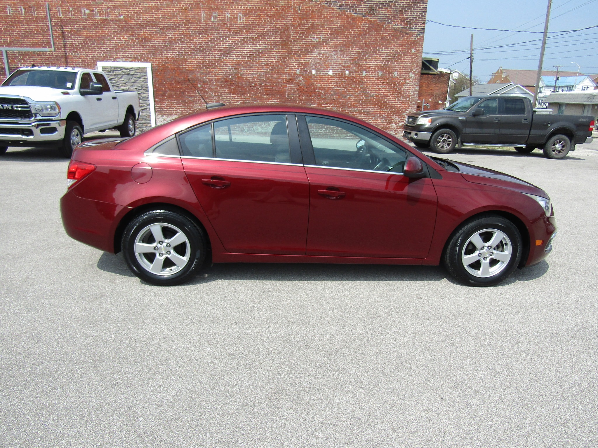 Used 2016 Chevrolet Cruze Limited 1LT with VIN 1G1PE5SB9G7180858 for sale in Washington, IN