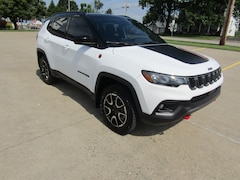 2025 Jeep Compass Trailhawk SUV