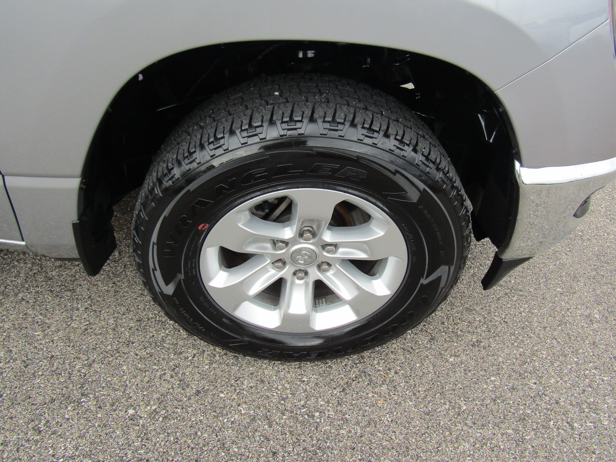 2024 RAM Ram 1500 Pickup Laramie - Photo 13