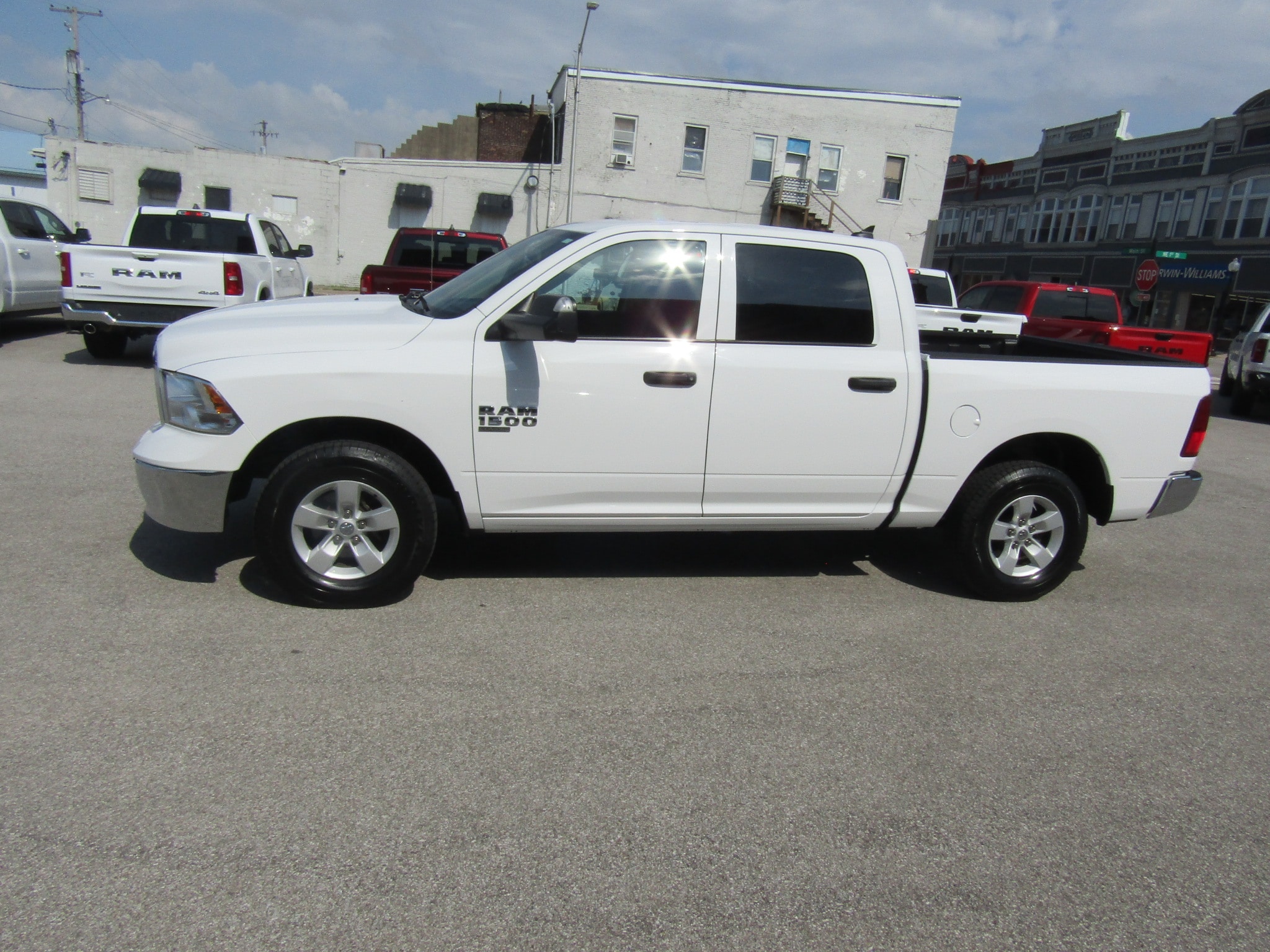 2023 RAM Ram 1500 Classic SLT - Photo 6