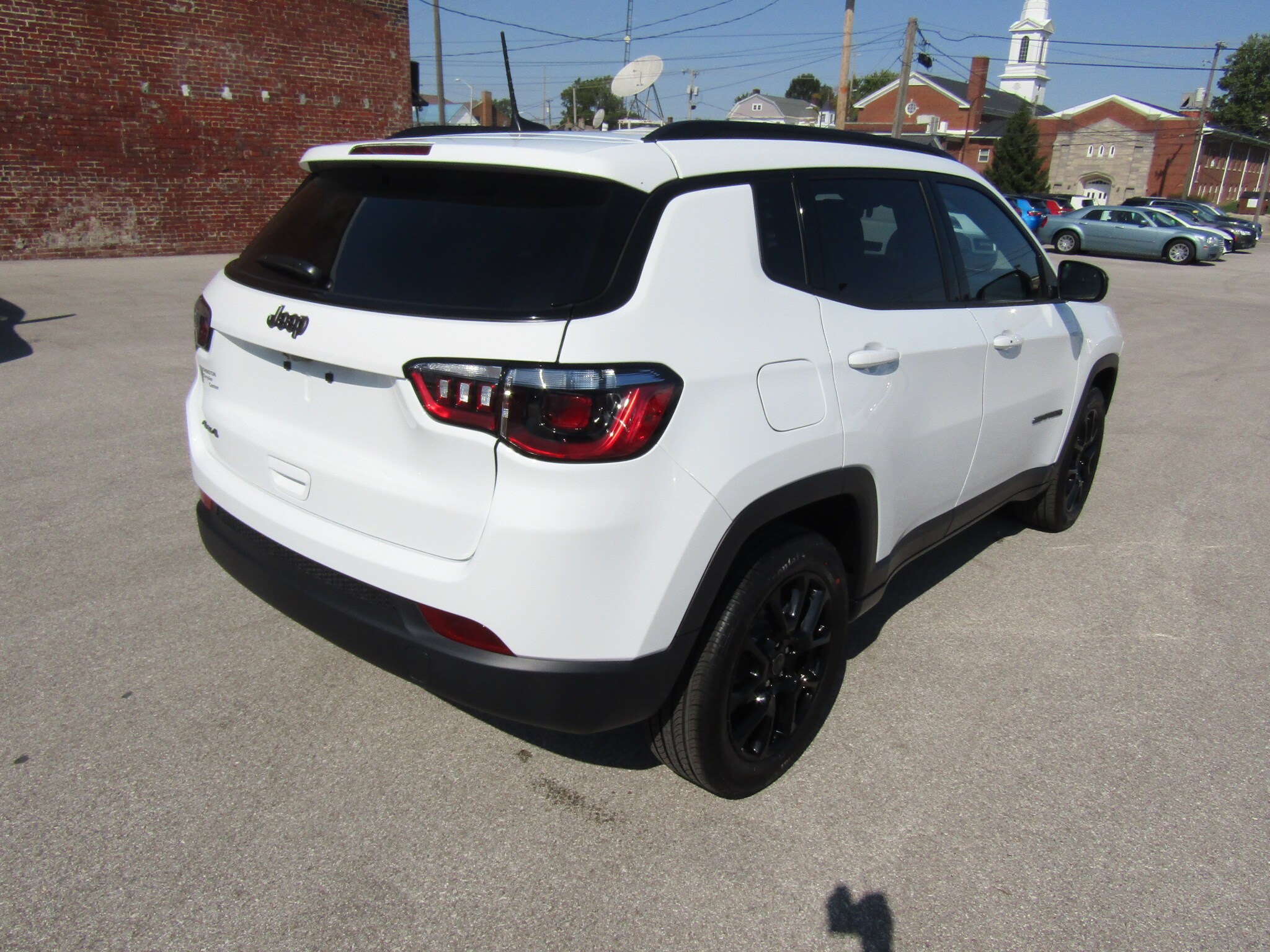 2025 Jeep Compass Latitude photo 3