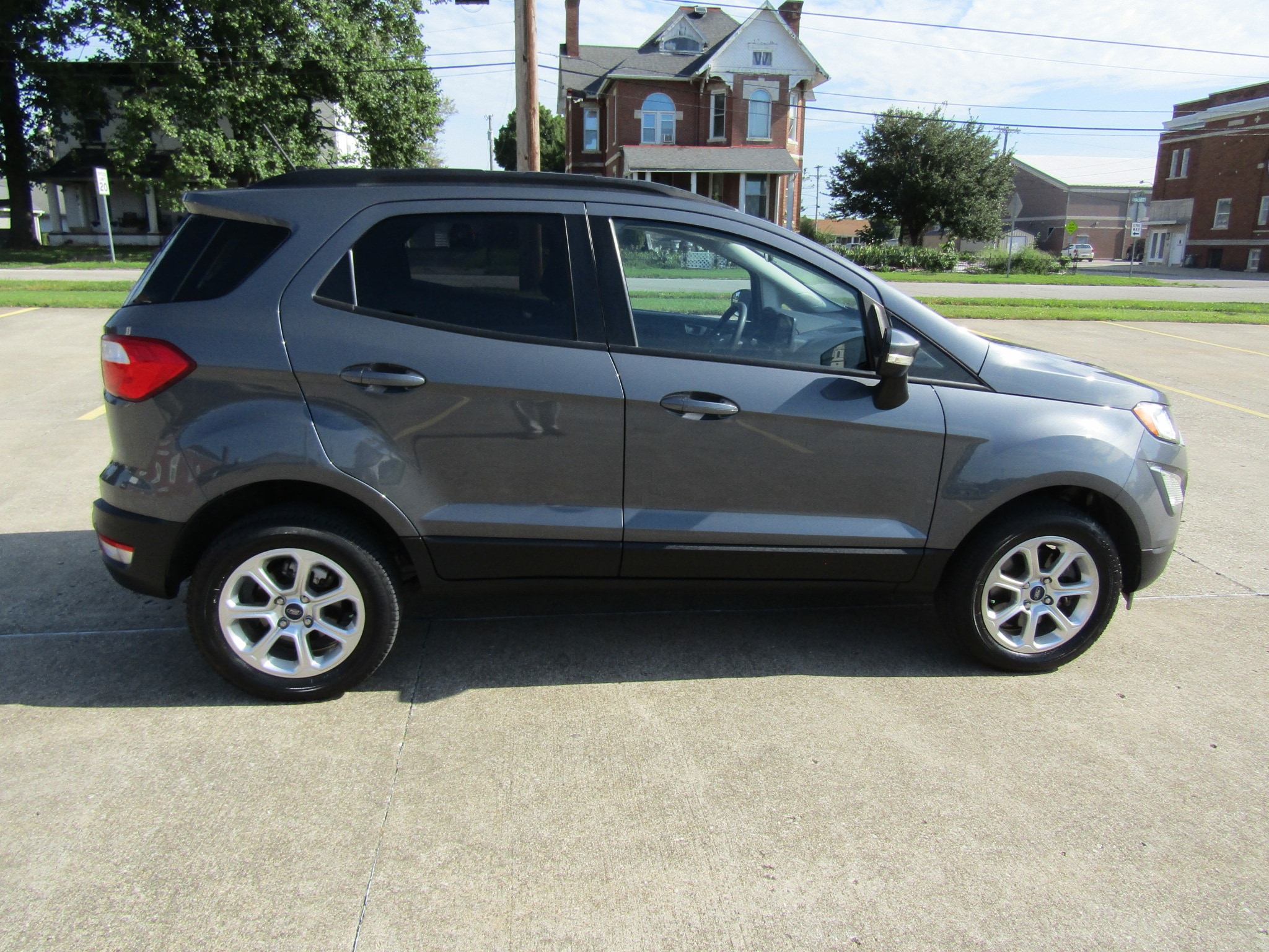 Used 2021 Ford EcoSport SE with VIN MAJ6S3GL1MC409091 for sale in Washington, IN