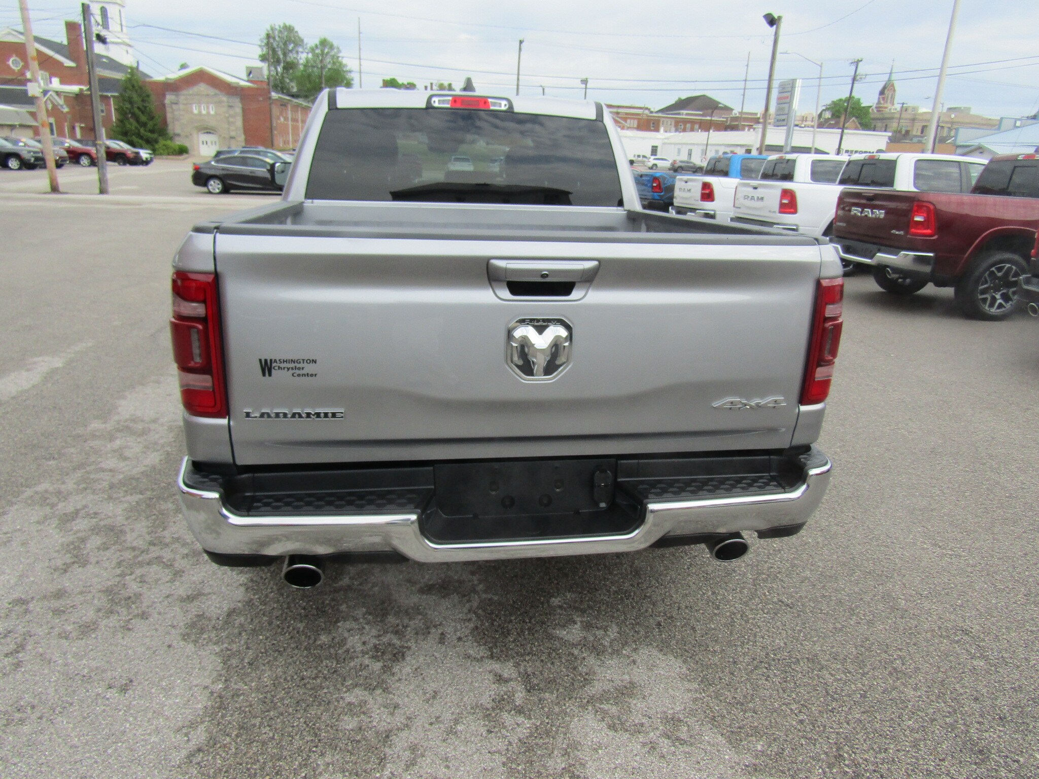 2024 Ram 1500 Laramie photo 4