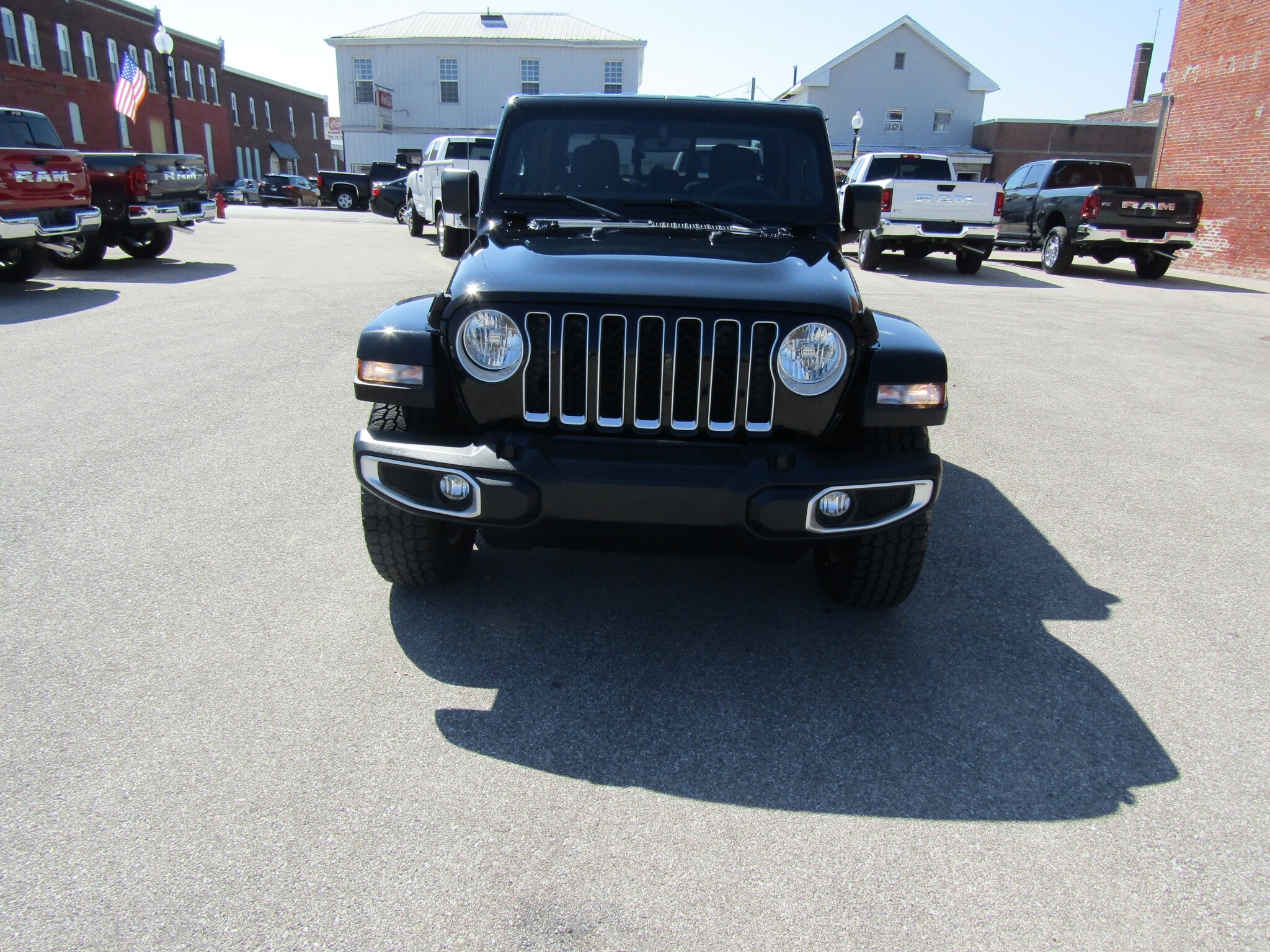 2023 Jeep Gladiator Overland - Photo 8