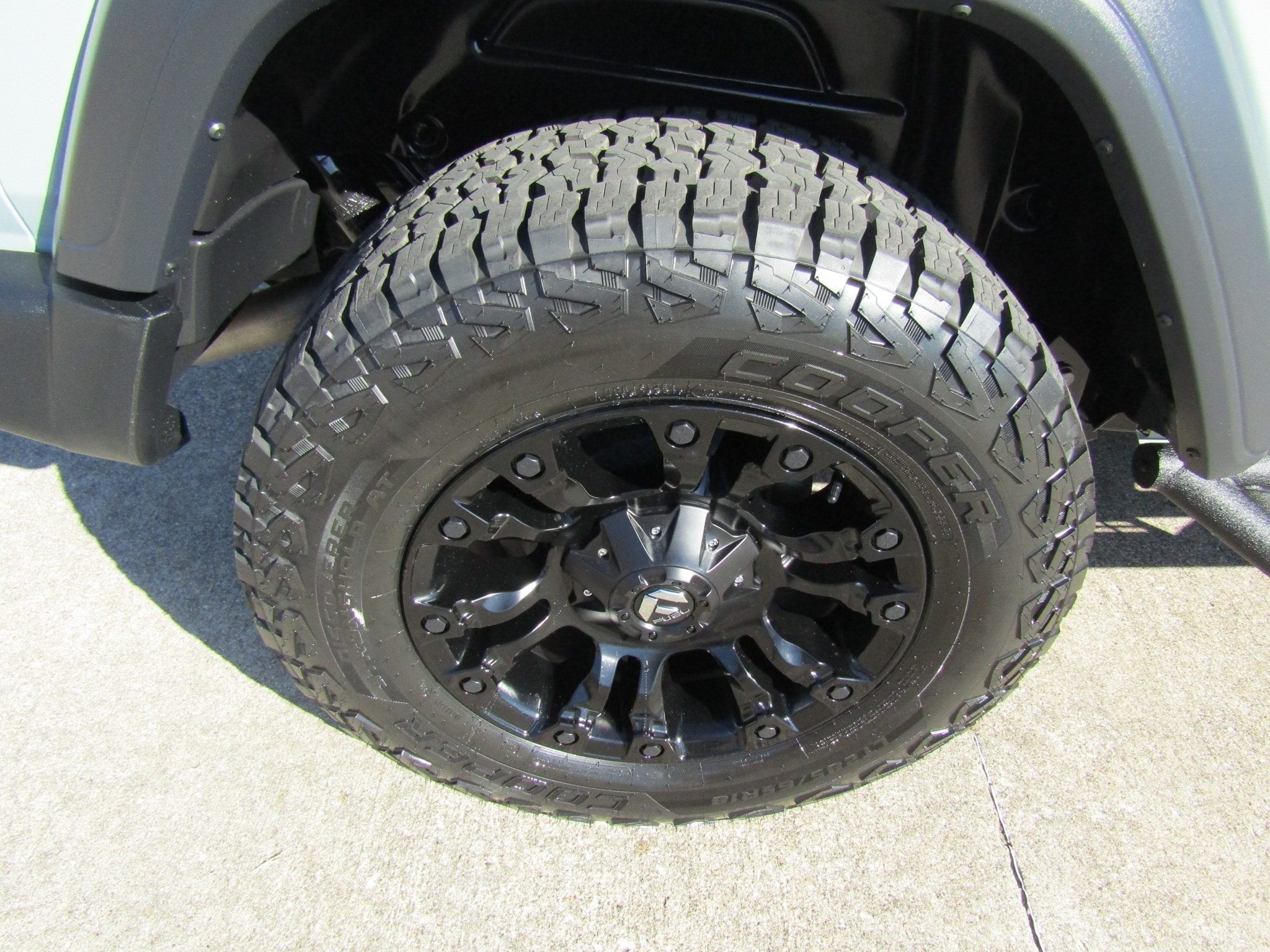 2024 Jeep Wrangler 2-Door Sport - Photo 11