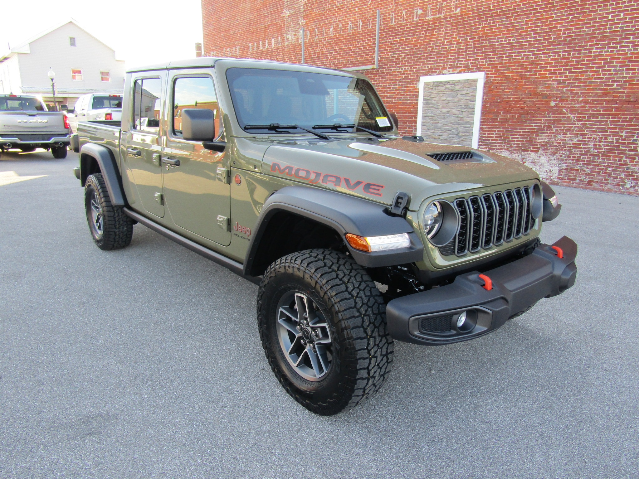2026 Jeep Gladiator Mojave's photo
