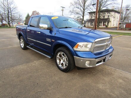 Used 2018 Ram 1500 Laramie Crew Cab Pickup for sale in Washington, IN