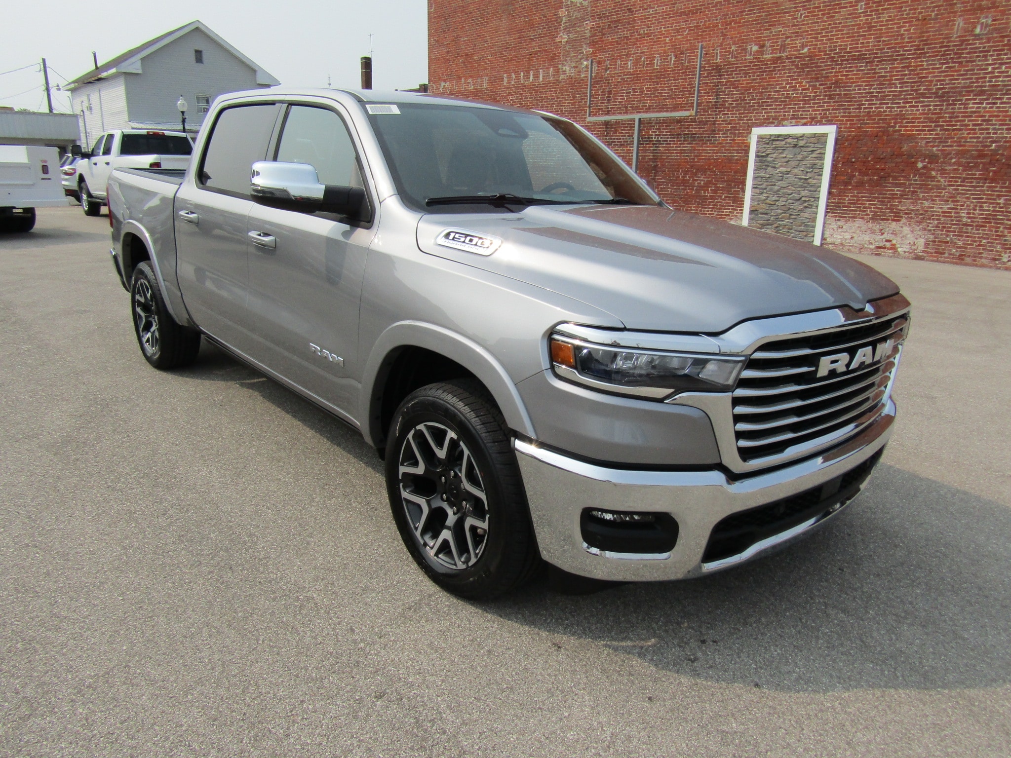 2026 RAM Ram 1500 Pickup Laramie's photo