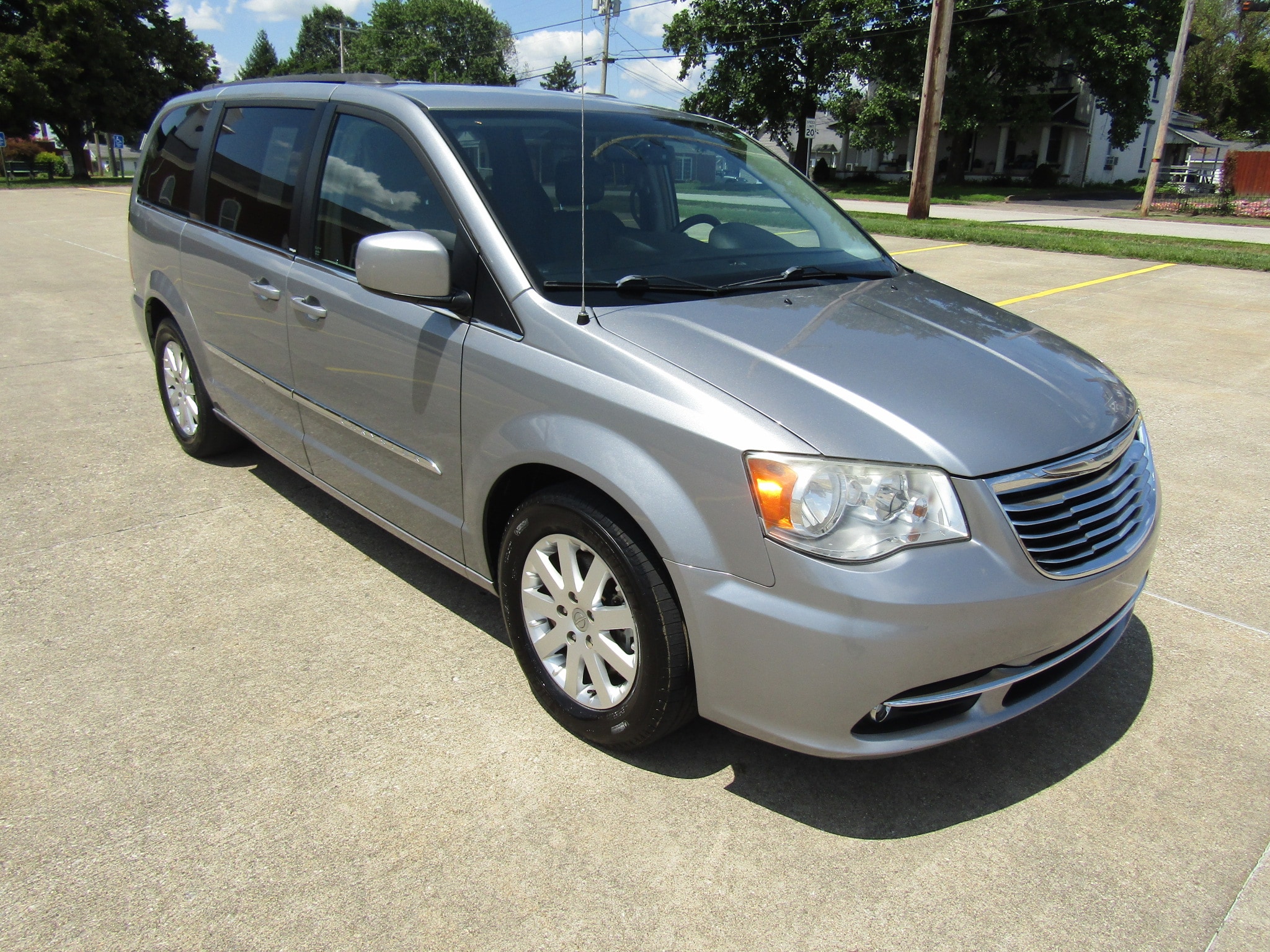 2014 Chrysler Town & Country Touring