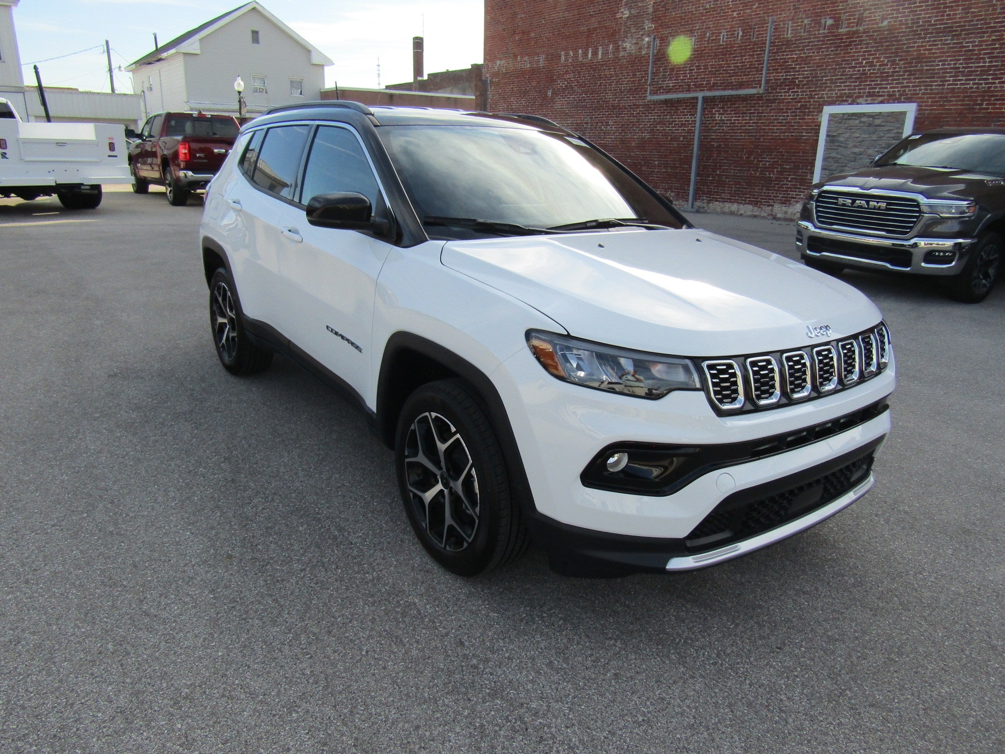 2026 Jeep Compass Limited's photo