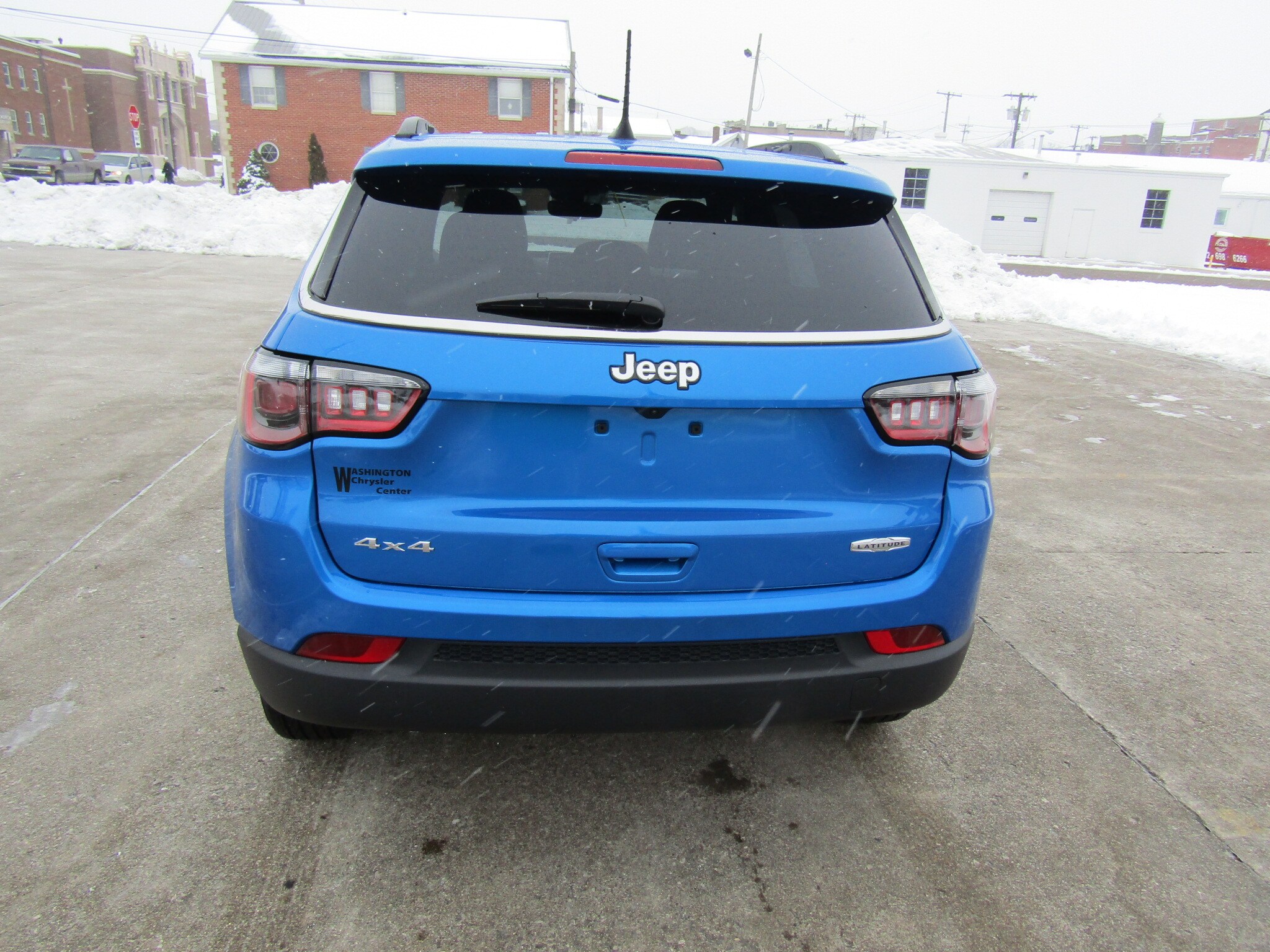 2025 Jeep Compass Latitude photo 4