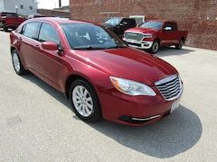 2013 Chrysler 200 Touring Car