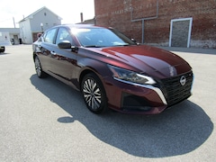 2025 Nissan Altima SV Car