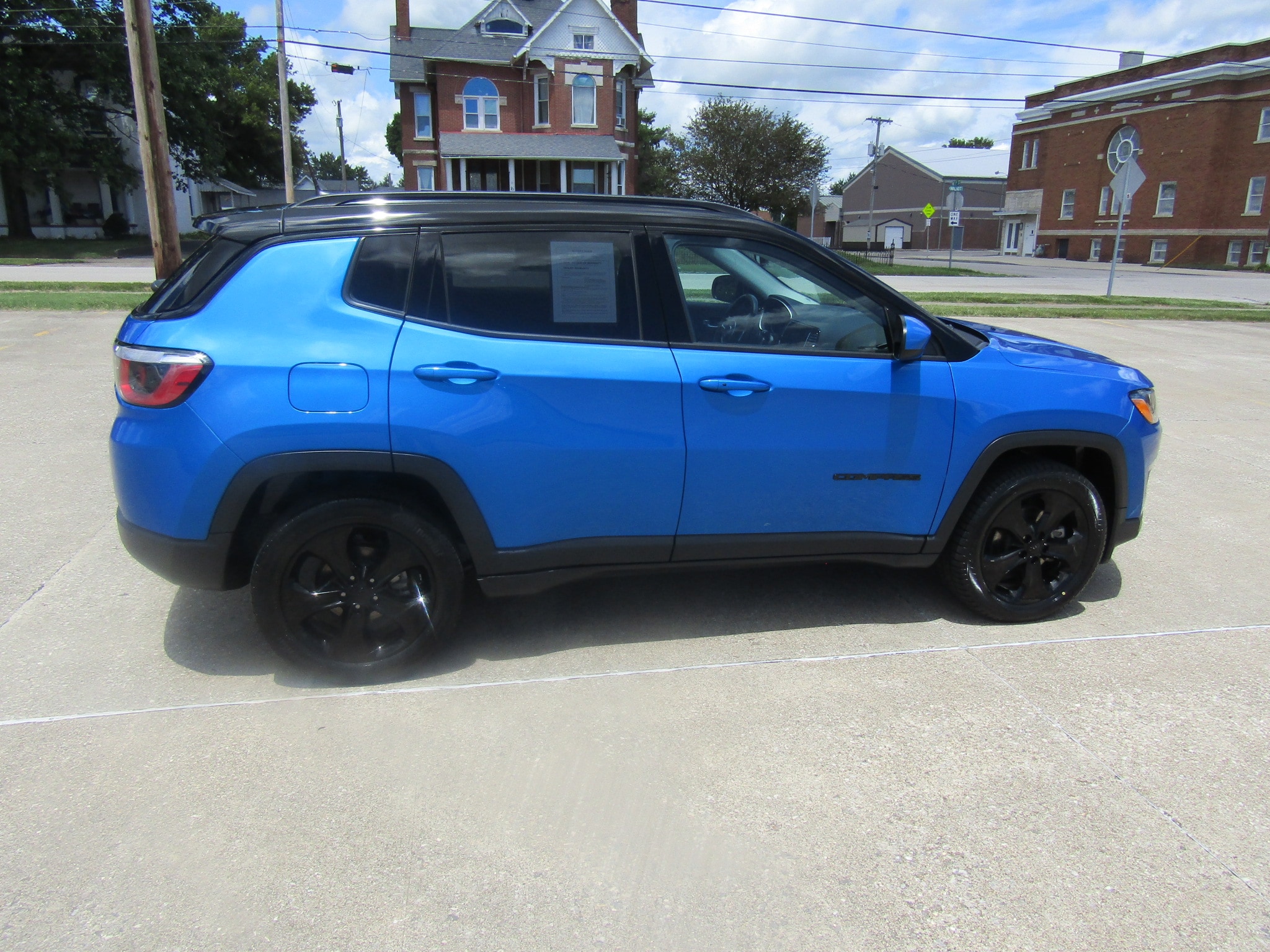 Used 2020 Jeep Compass Latitude with VIN 3C4NJDBB6LT107196 for sale in Washington, IN