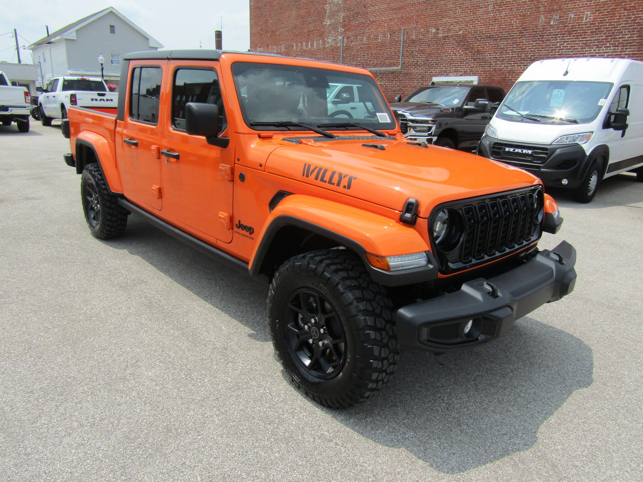 2025 Jeep Gladiator Willys's photo