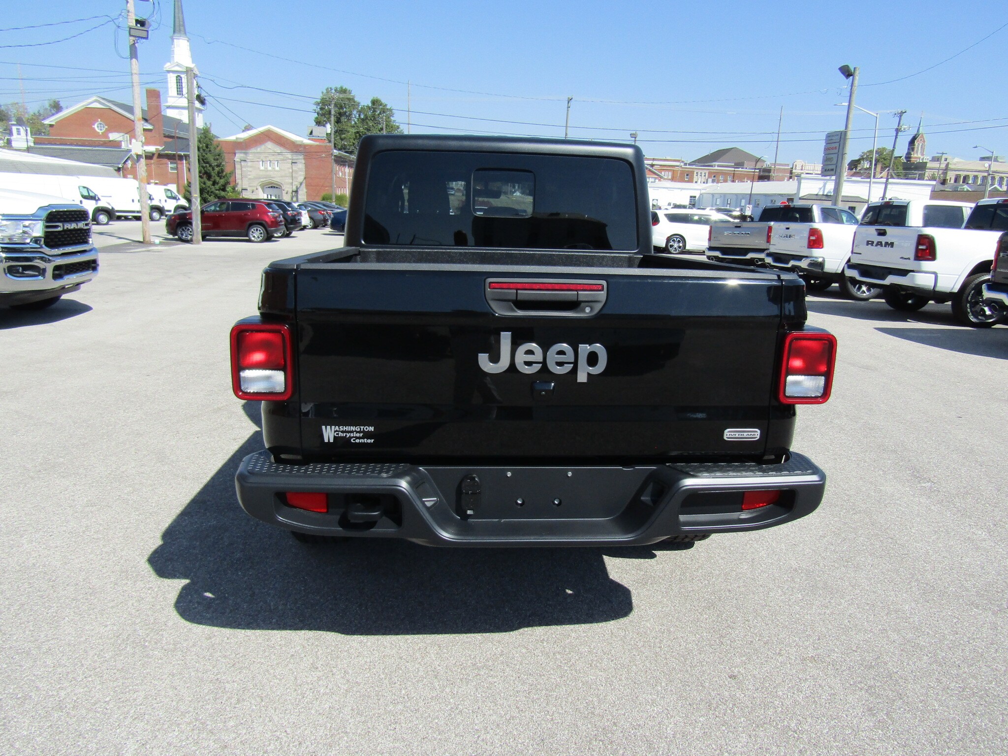 2023 Jeep Gladiator Overland photo 4