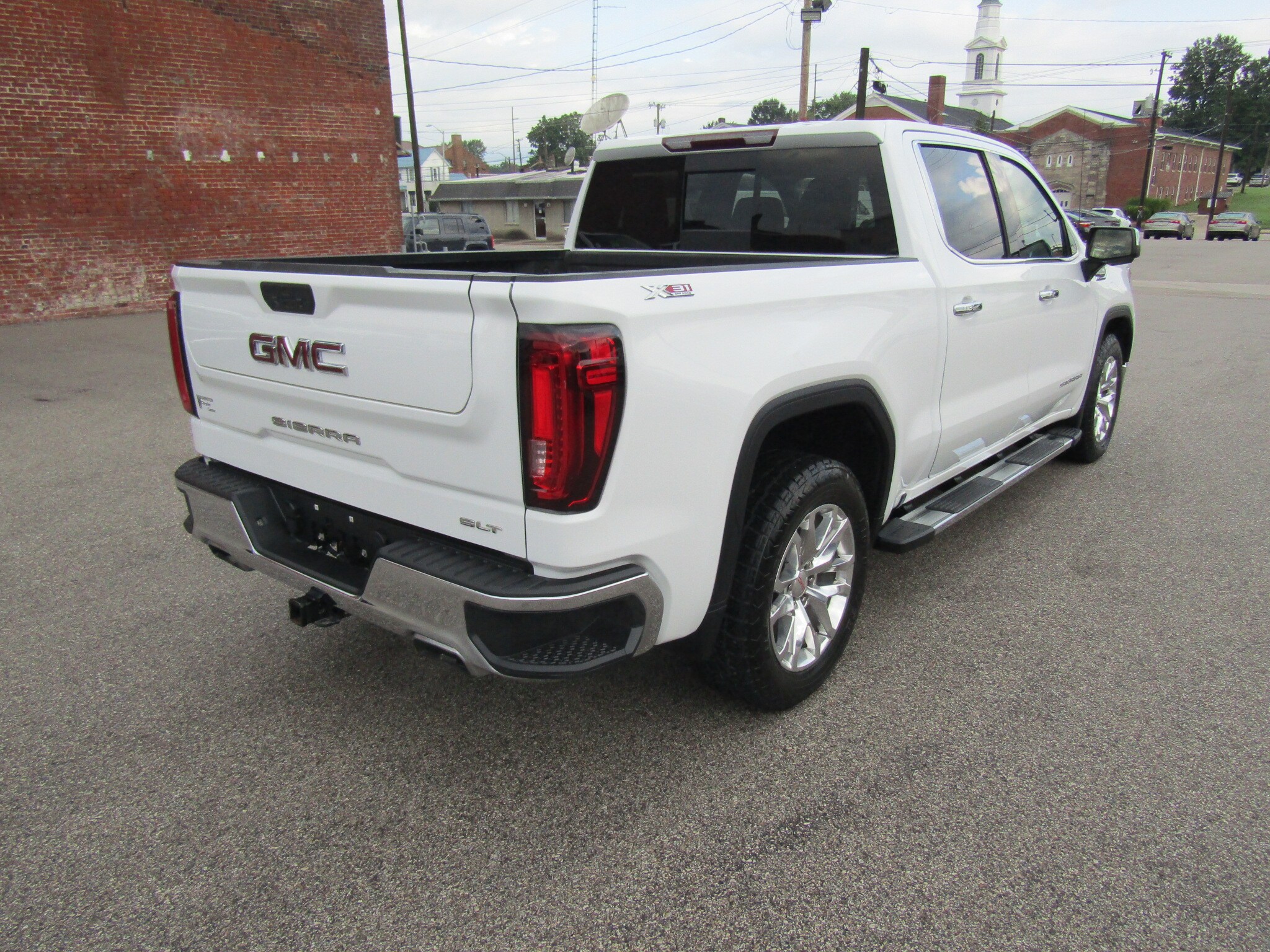 2020 Gmc Sierra 1500 SLT photo 3