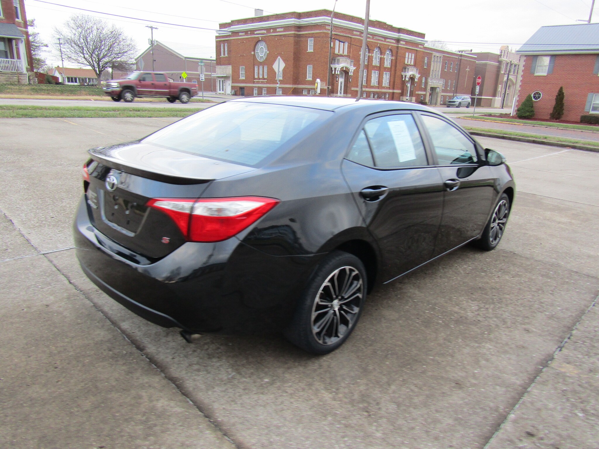 2015 Toyota Corolla photo 3
