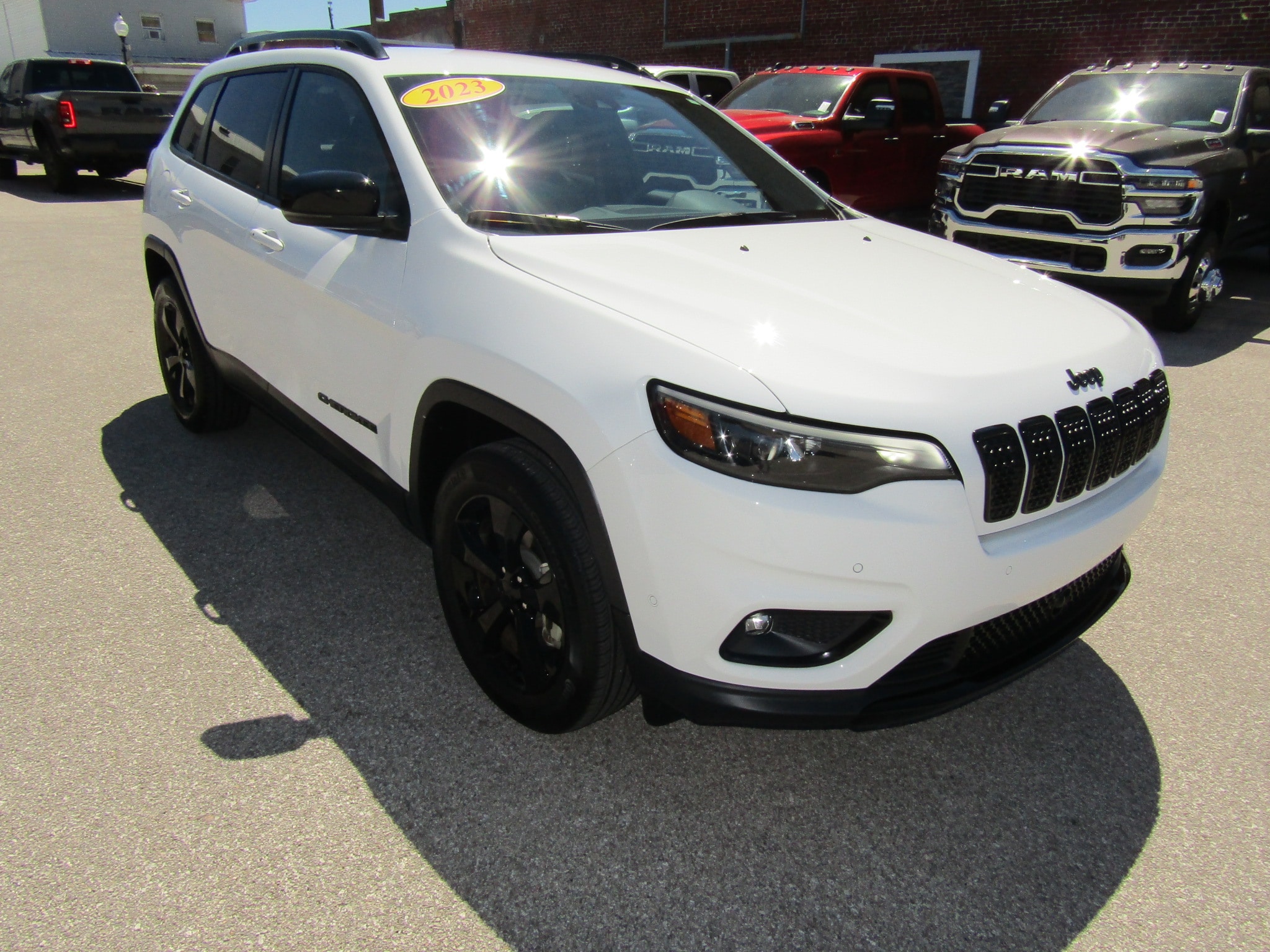 2023 Jeep Cherokee Altitude Lux 4X4's photo