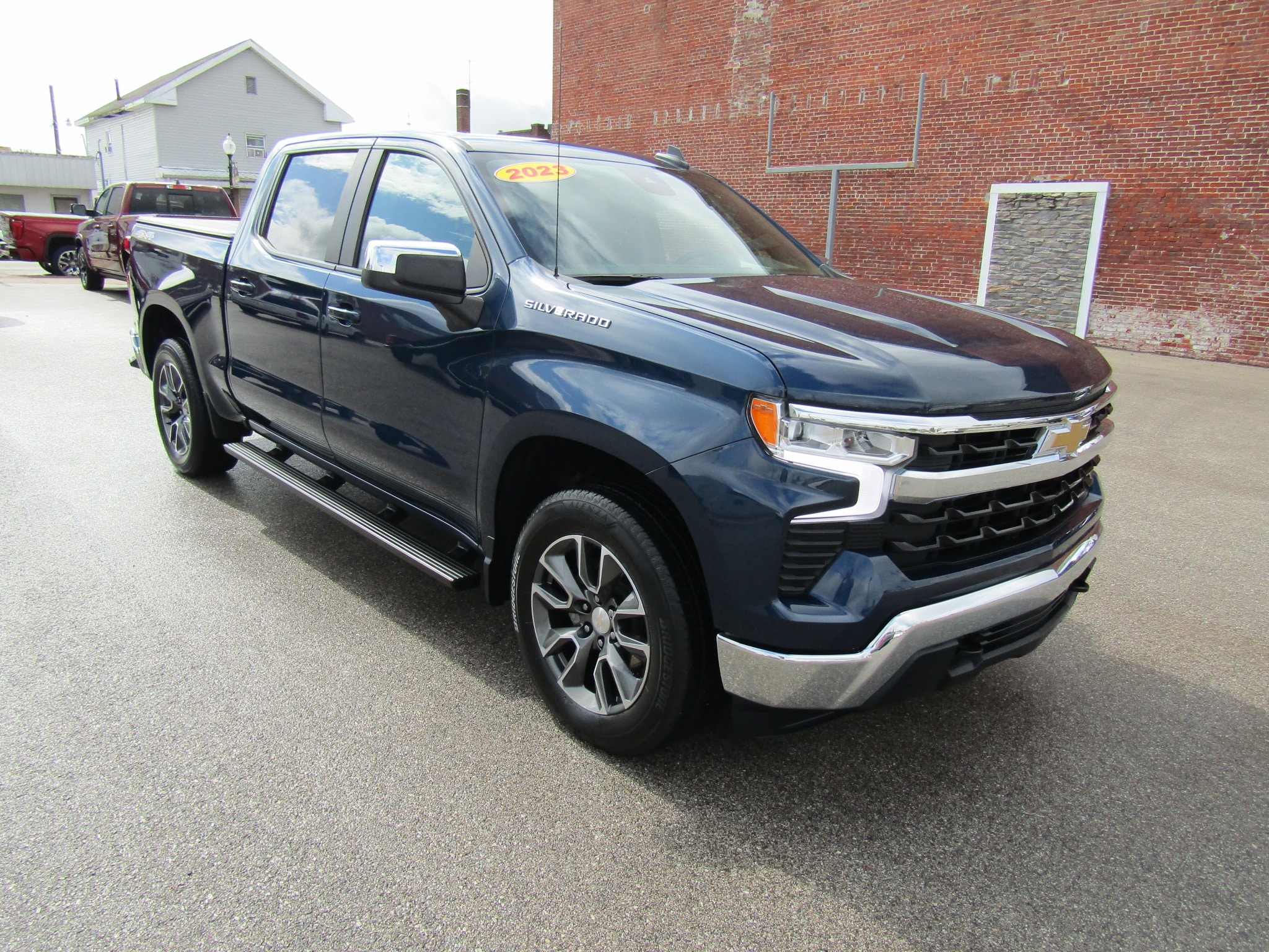 2023 Chevrolet Silverado 1500 LT's photo