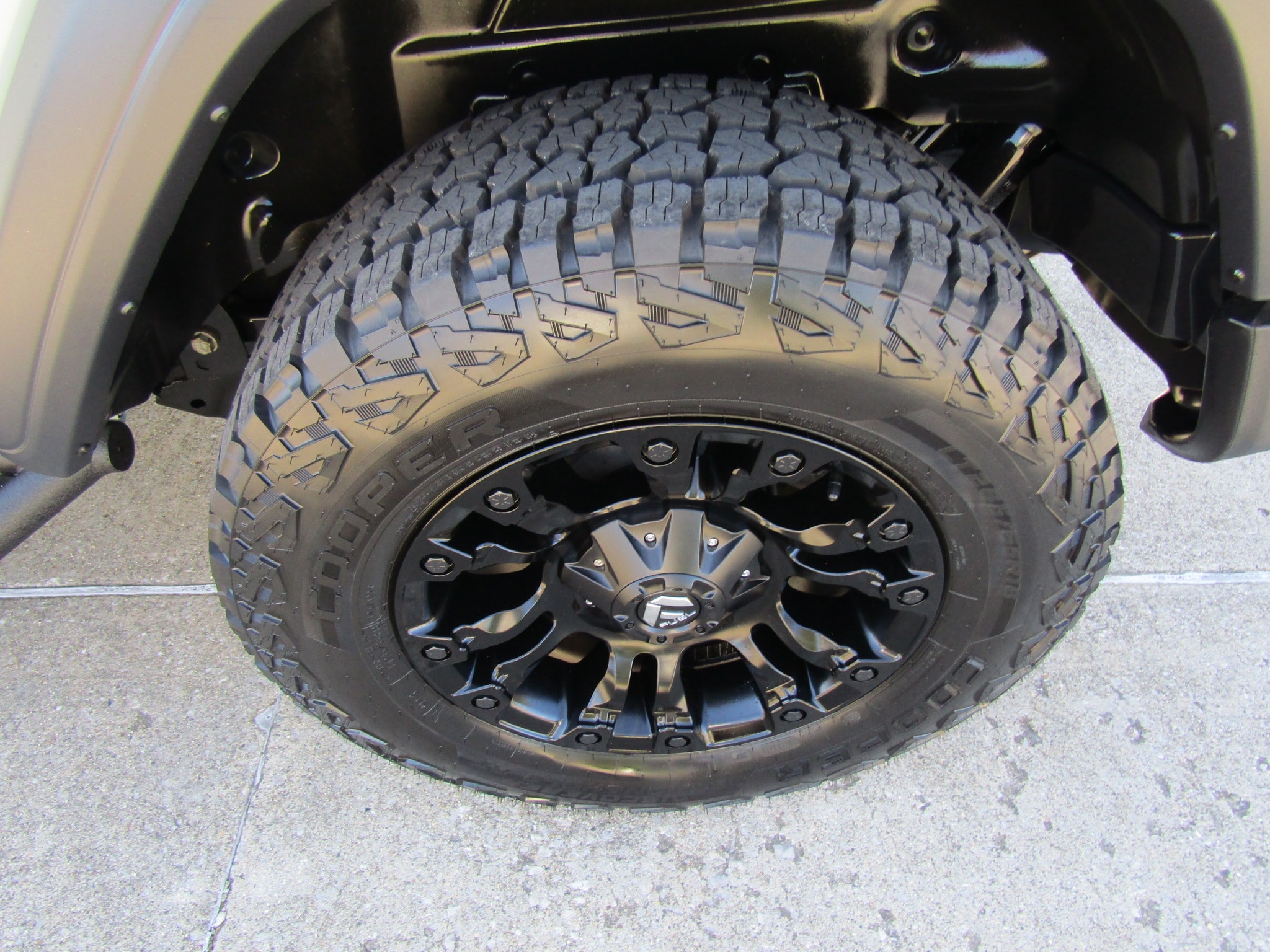 2024 Jeep Wrangler 2-Door Sport - Photo 10