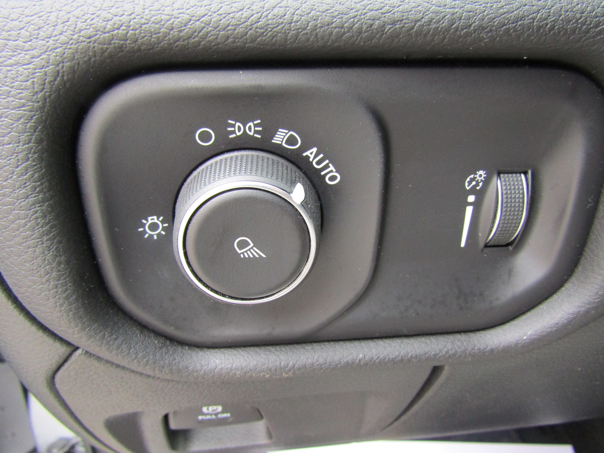 2024 RAM Ram 1500 Pickup Laramie - Photo 24