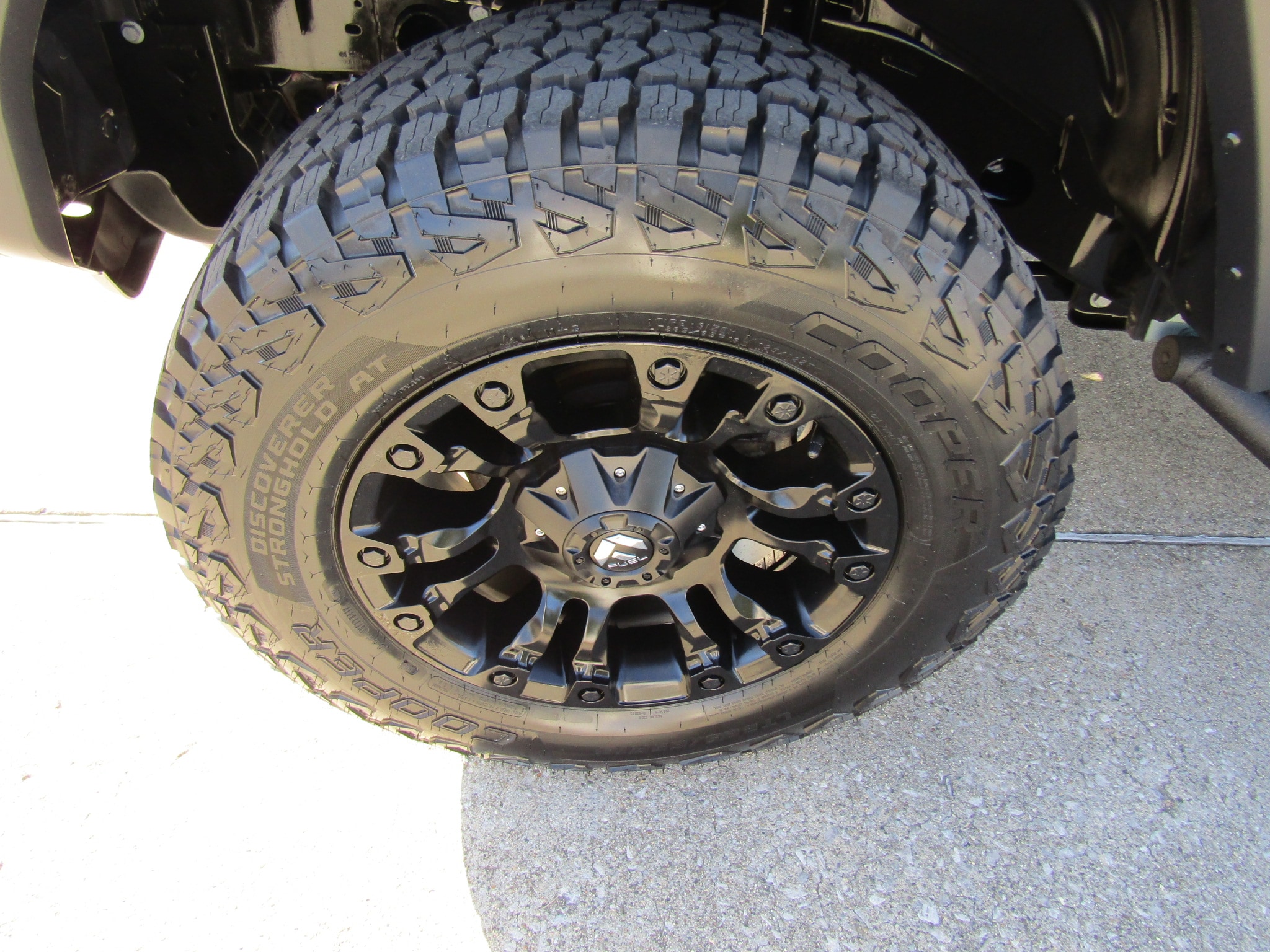 2024 Jeep Wrangler 2-Door Sport - Photo 9