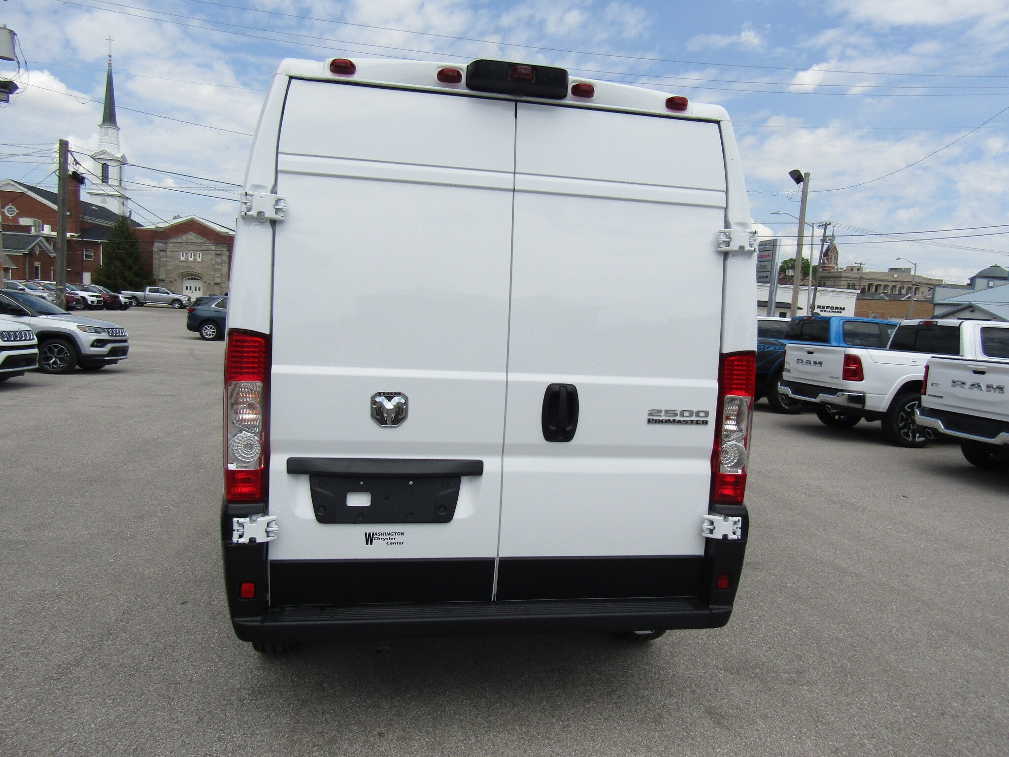 2025 Ram ProMaster 2500 photo 4