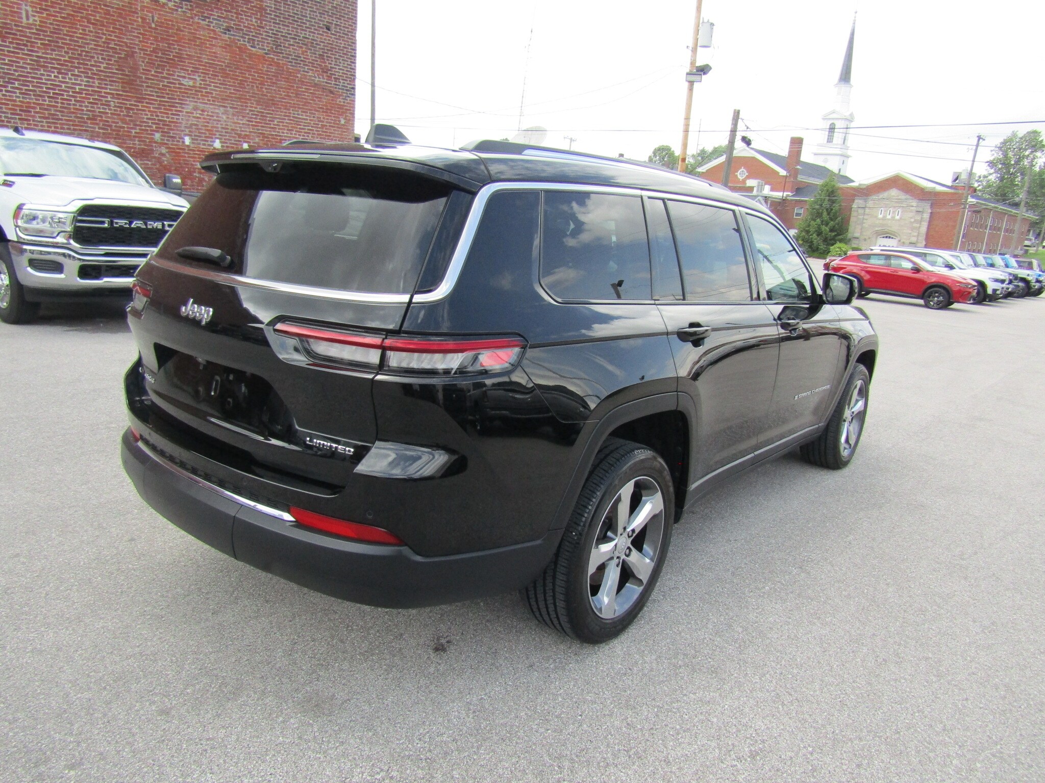 2022 Jeep Grand Cherokee Limited photo 3