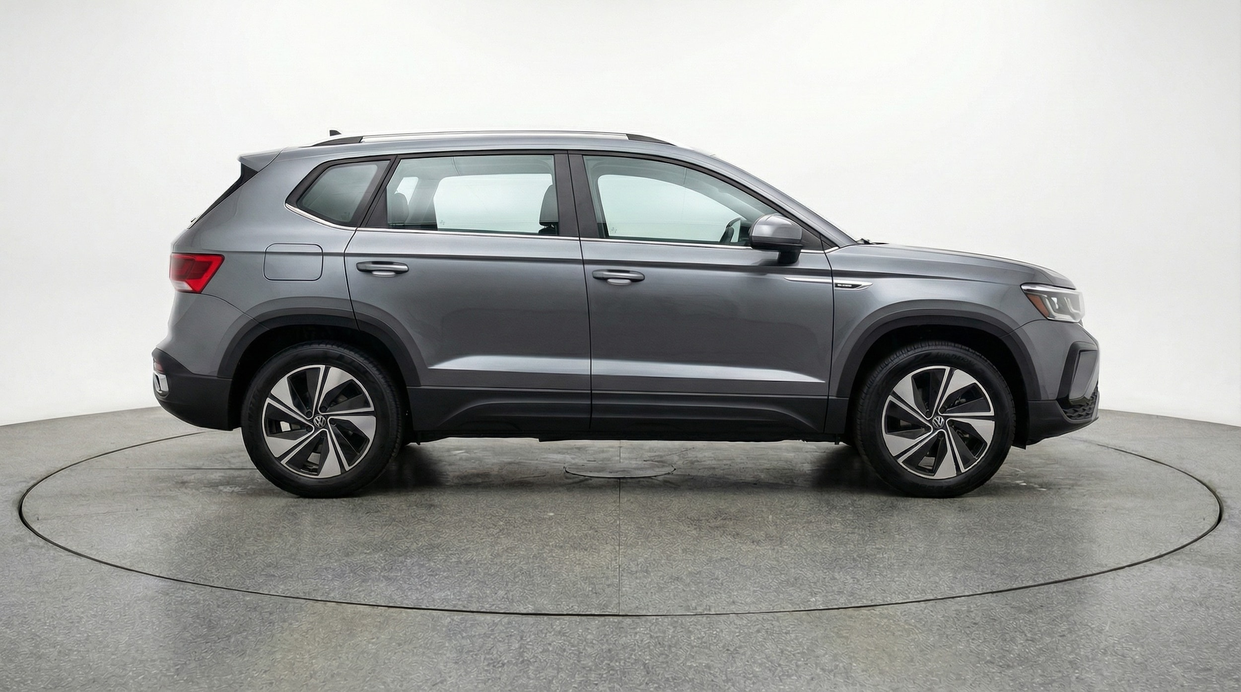 Thumbnail: 2026 Volkswagen Taos - 8
