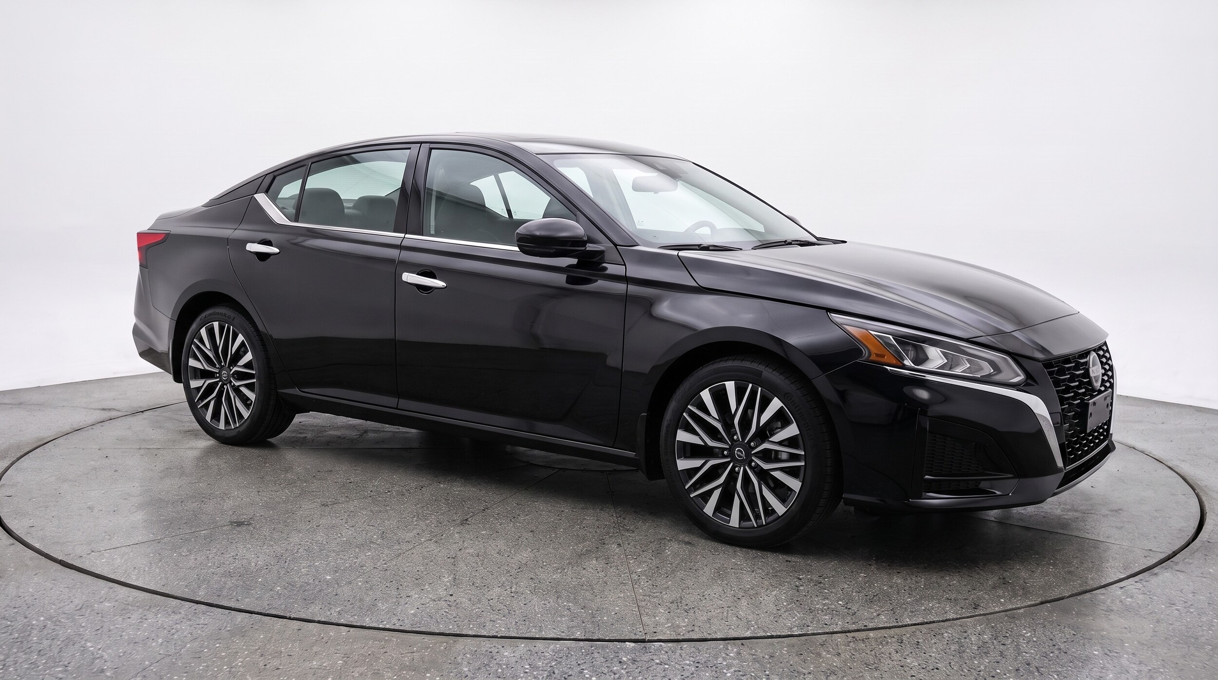 Thumbnail: 2025 Nissan Altima - 1