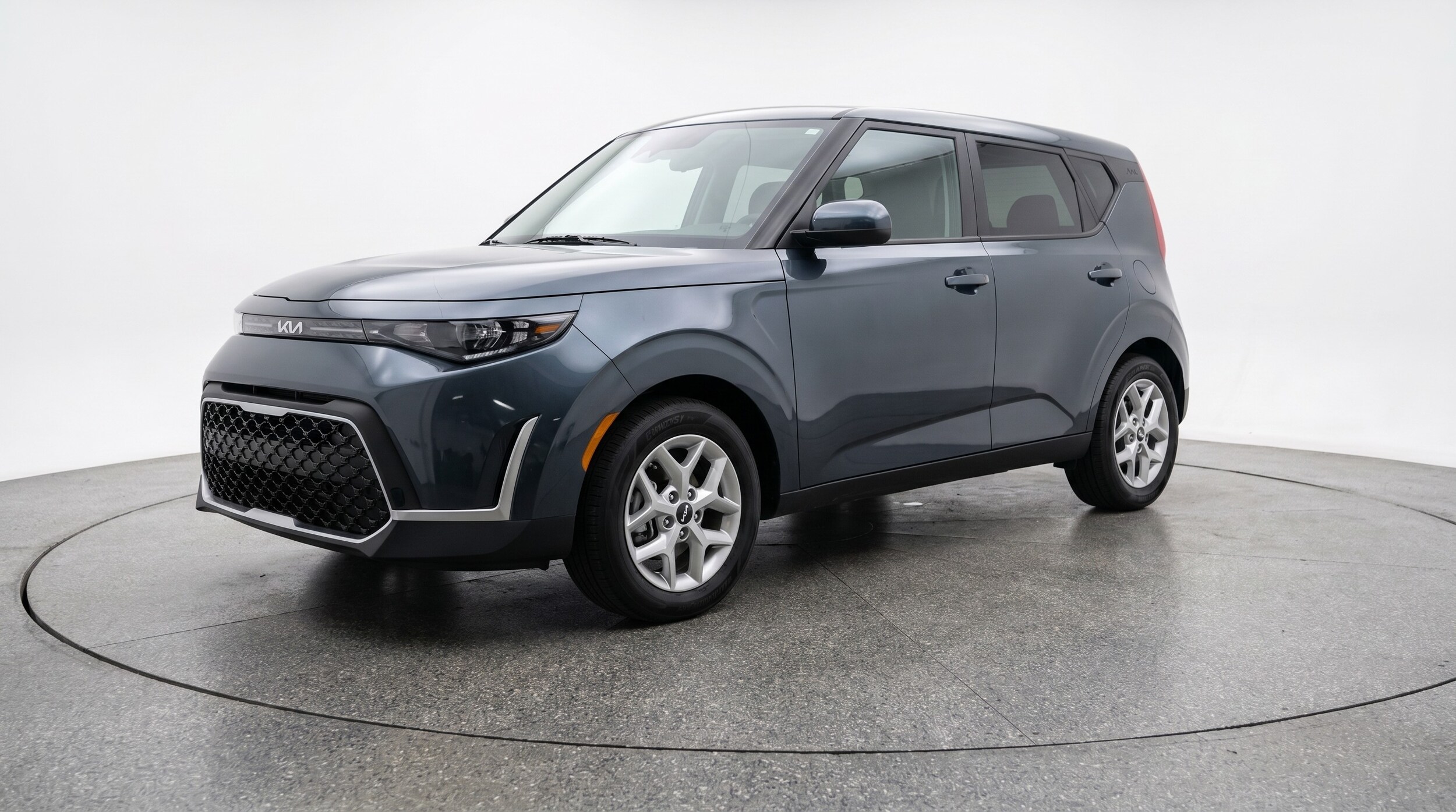 Thumbnail: 2025 Kia Soul - 3