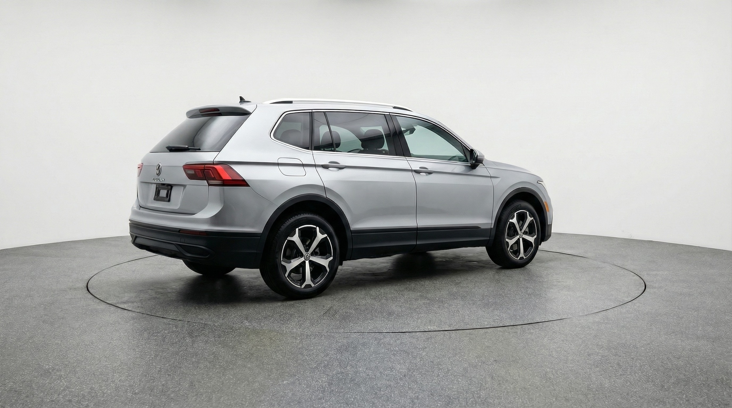 Thumbnail: 2026 Volkswagen Tiguan - 7