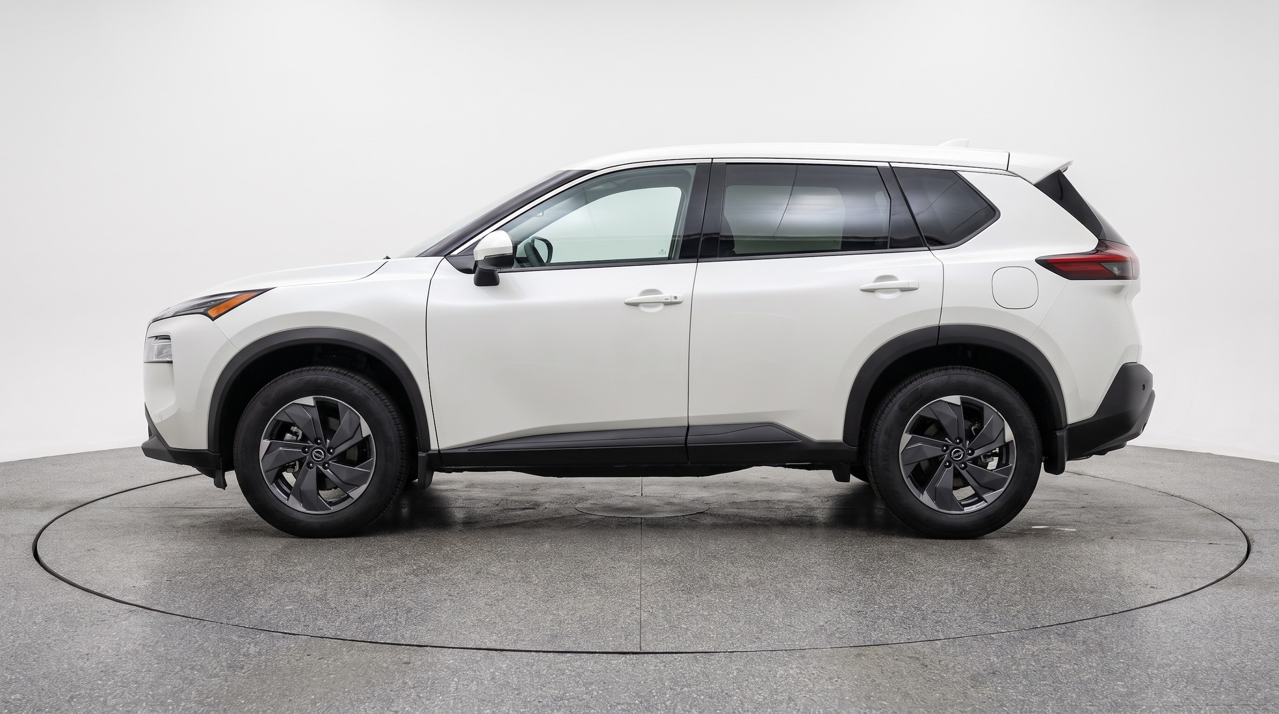 Thumbnail: 2025 Nissan Rogue - 4