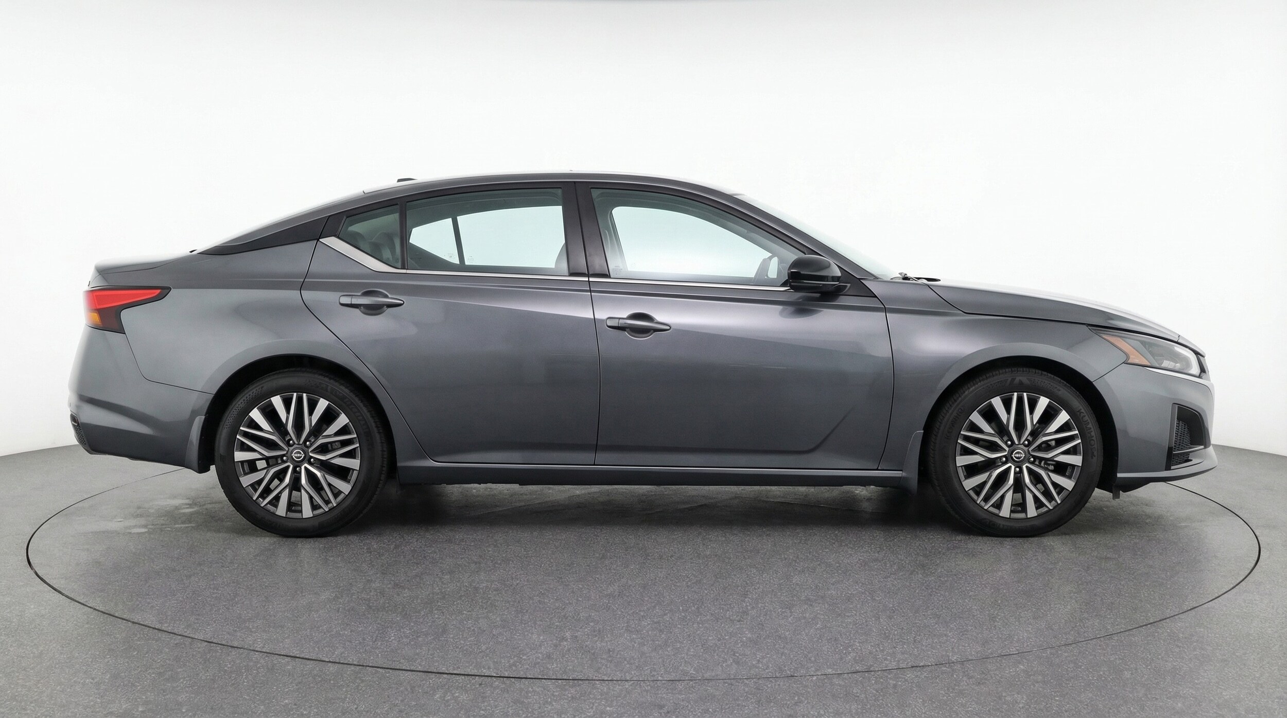 Thumbnail: 2025 Nissan Altima - 8