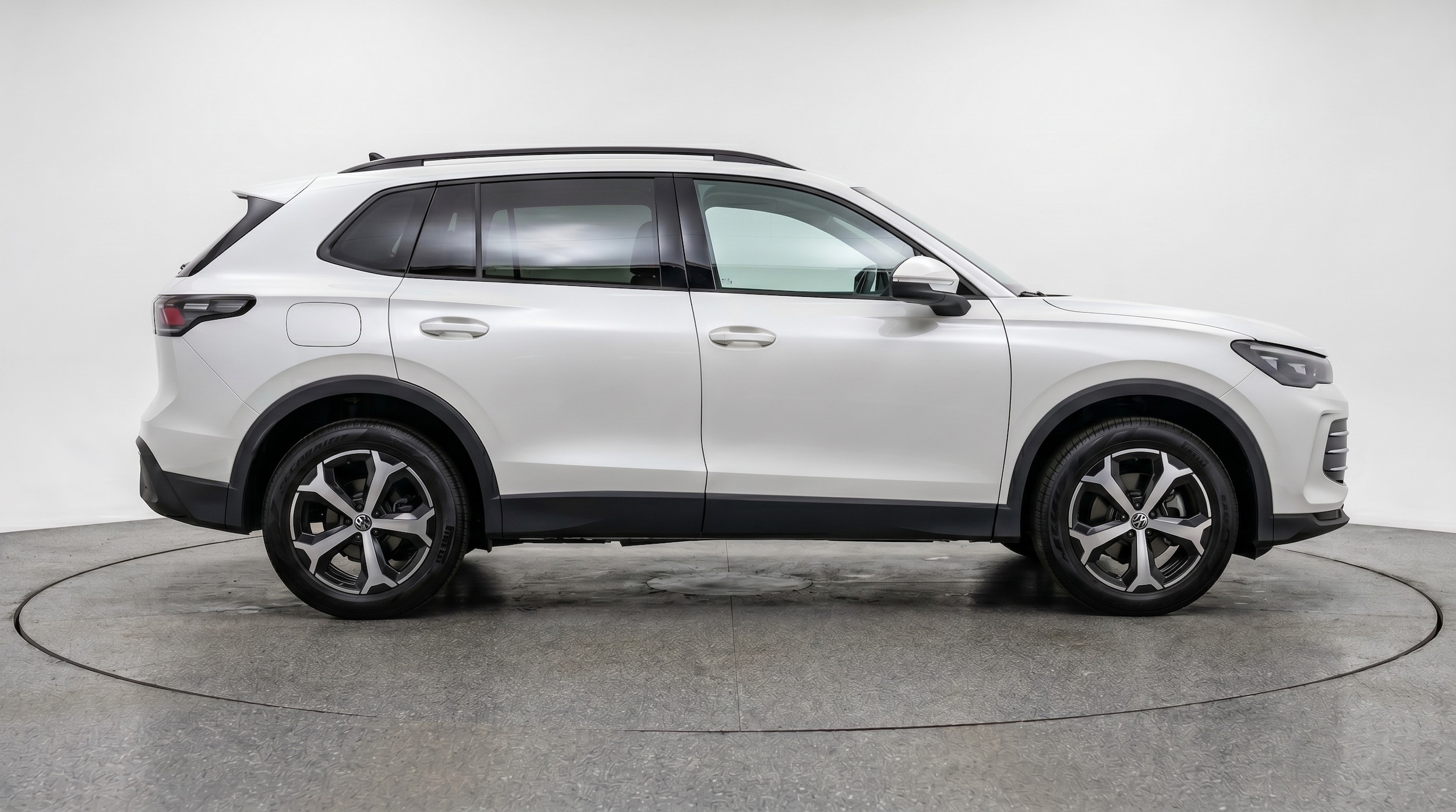 Thumbnail: 2026 Volkswagen Tiguan - 8