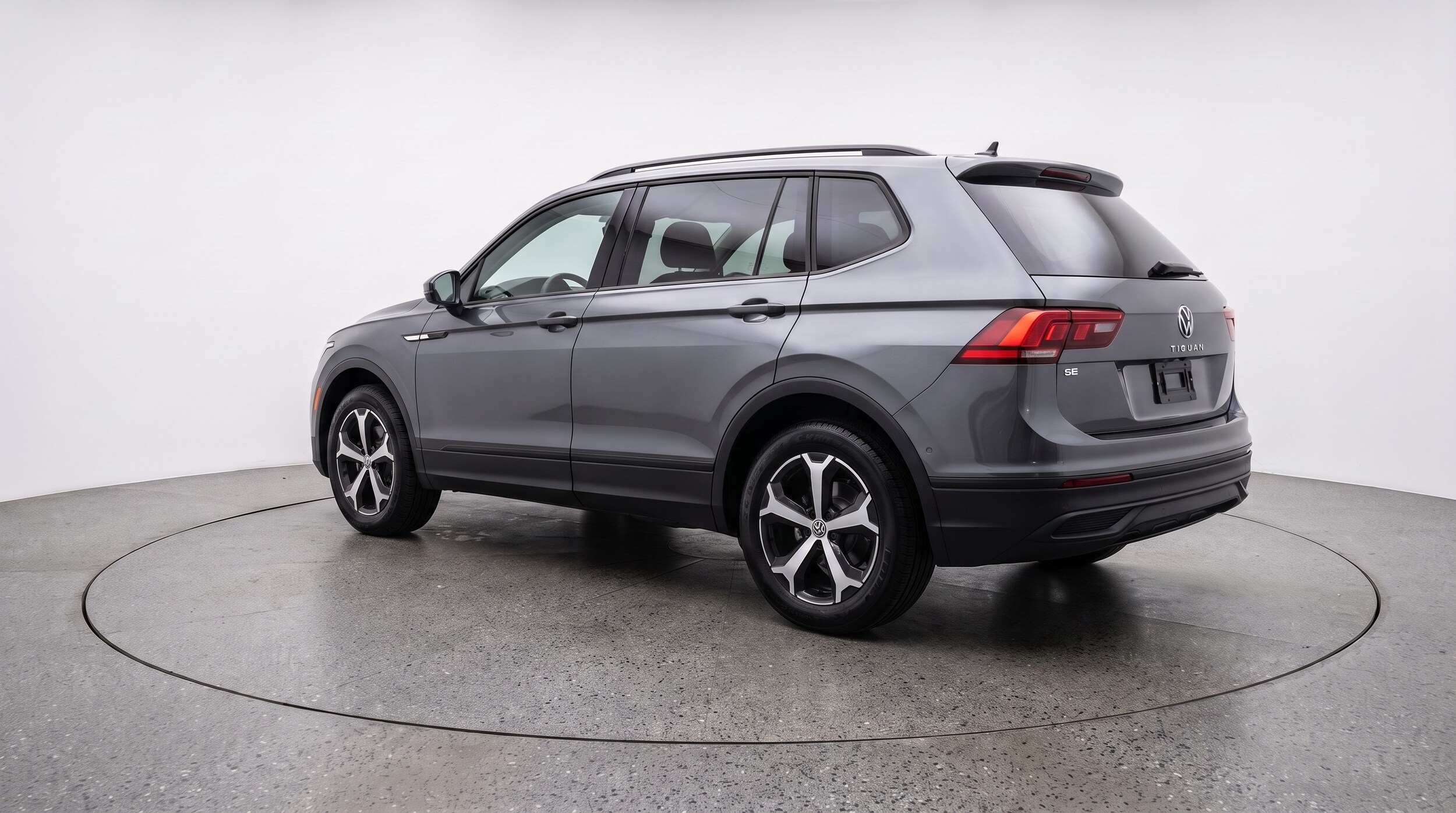 Thumbnail: 2026 Volkswagen Tiguan - 5