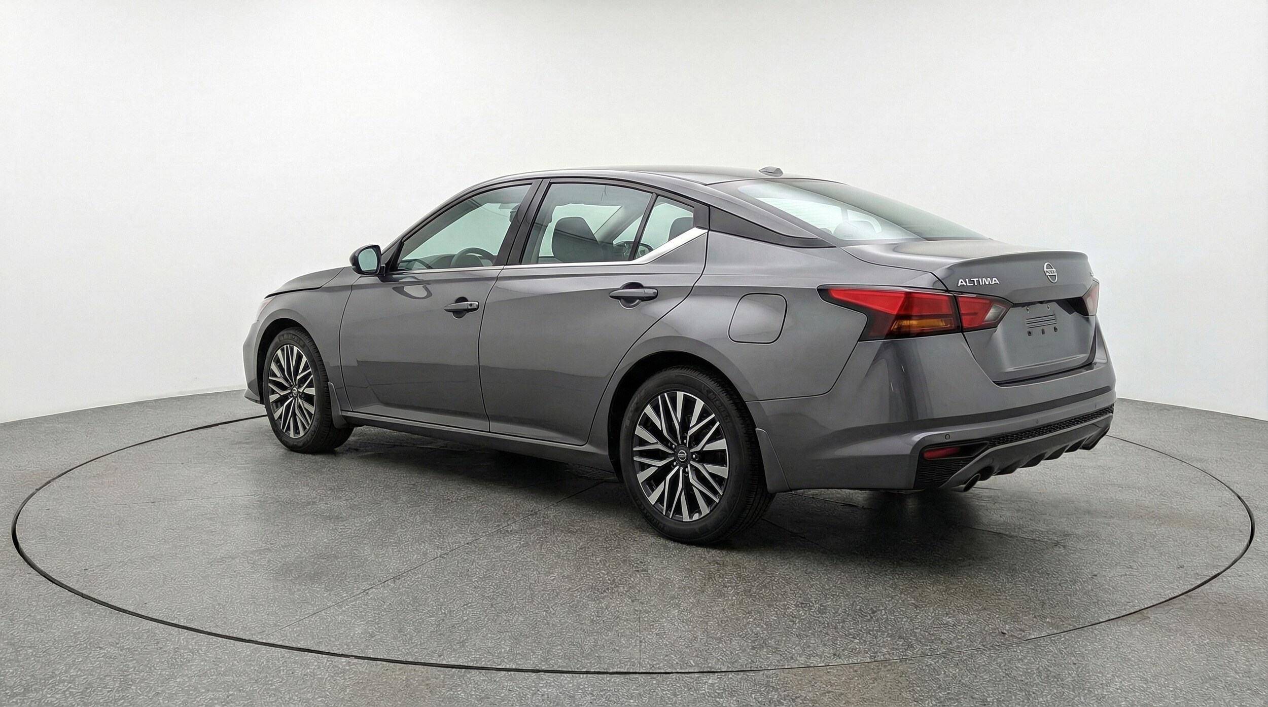 Thumbnail: 2025 Nissan Altima - 5