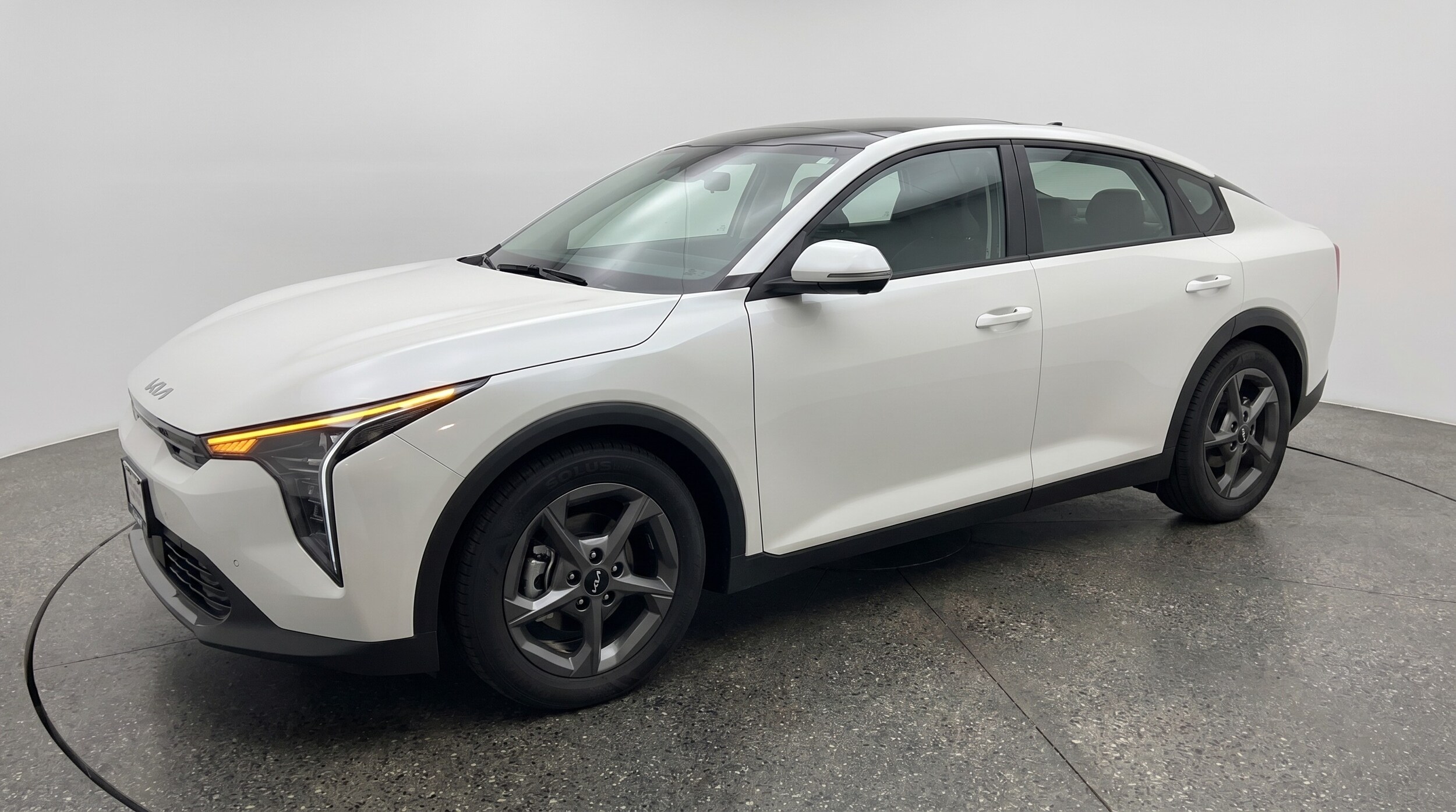 Thumbnail: 2025 Kia K4 - 3