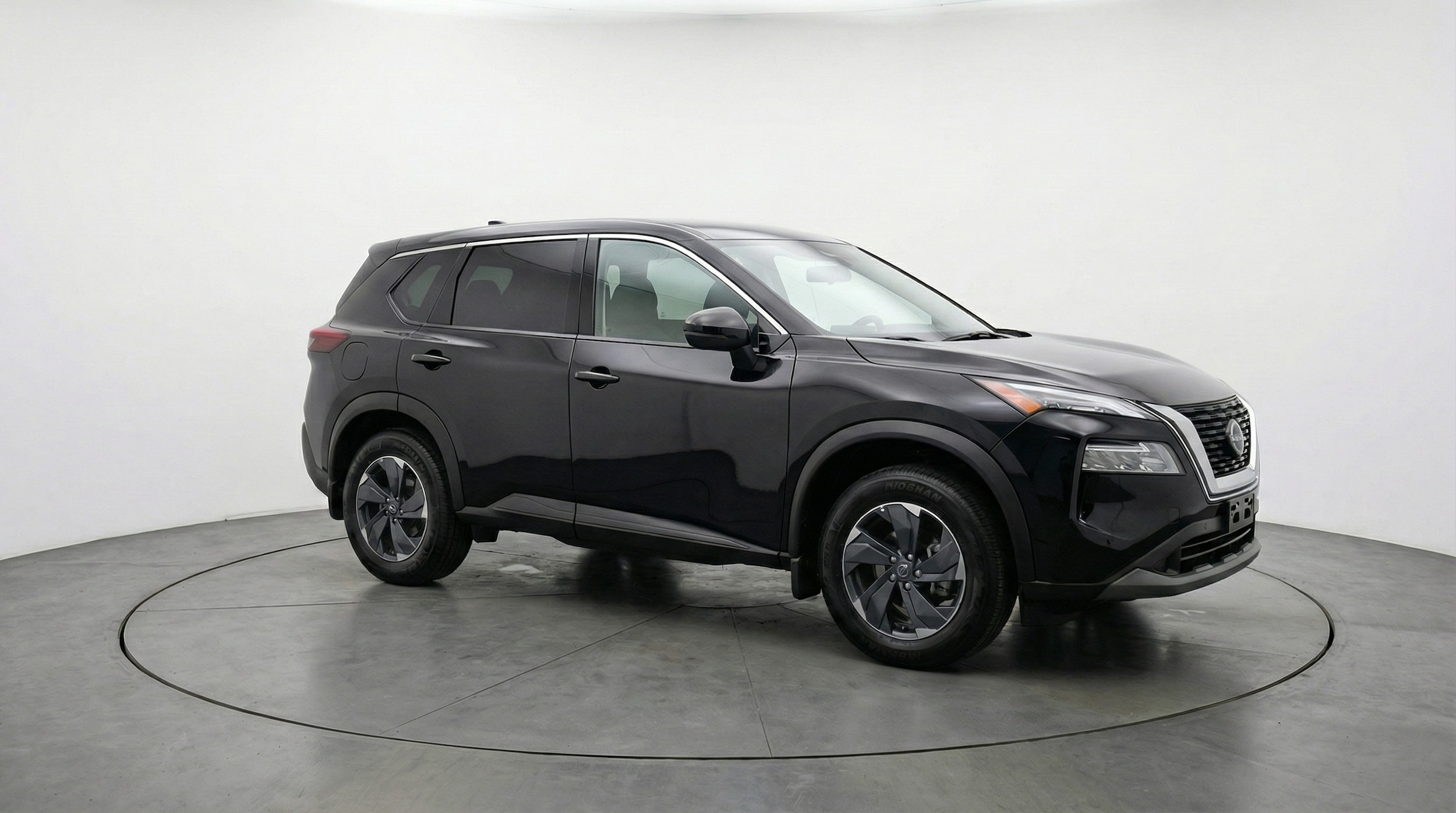 Thumbnail: 2025 Nissan Rogue - 1
