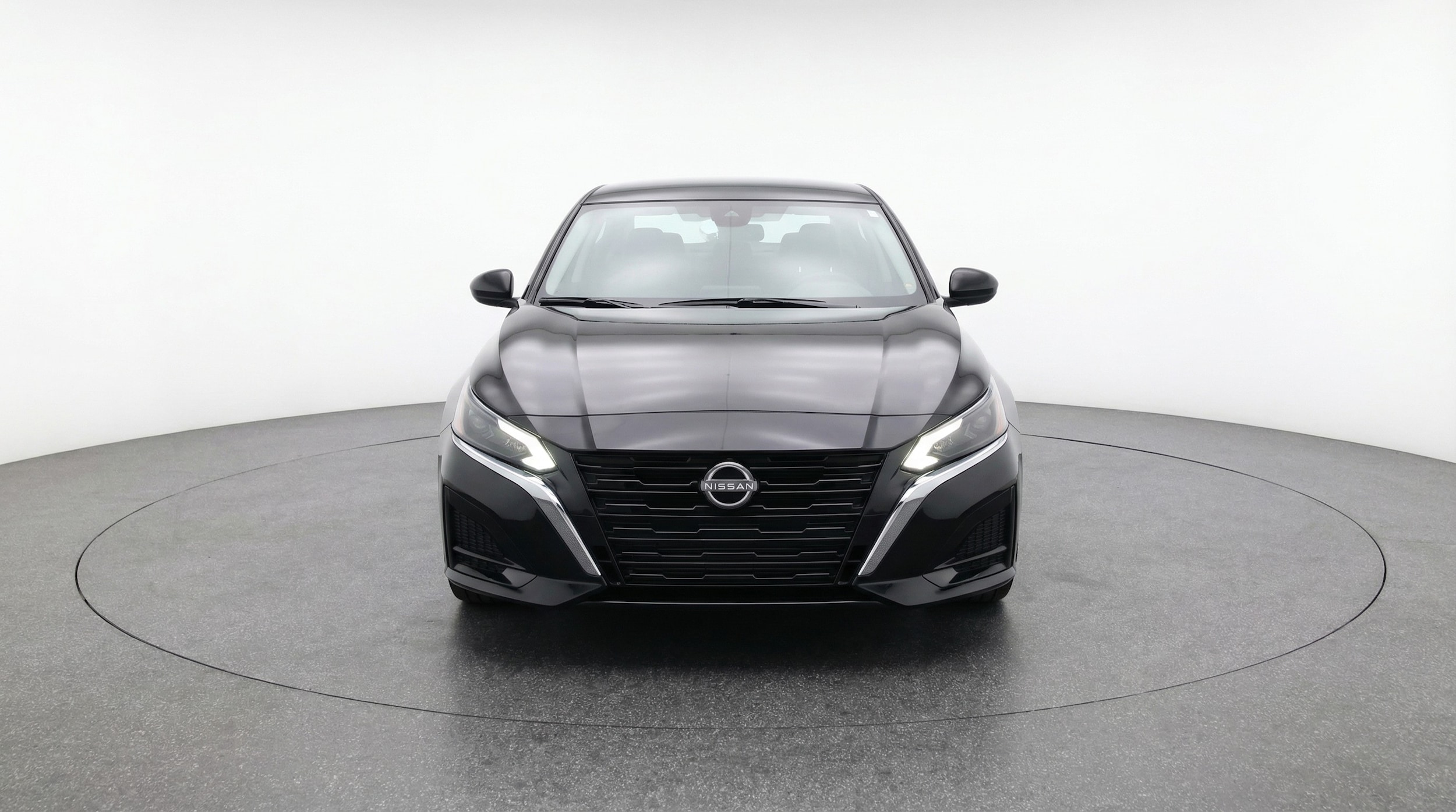 Thumbnail: 2025 Nissan Altima - 2