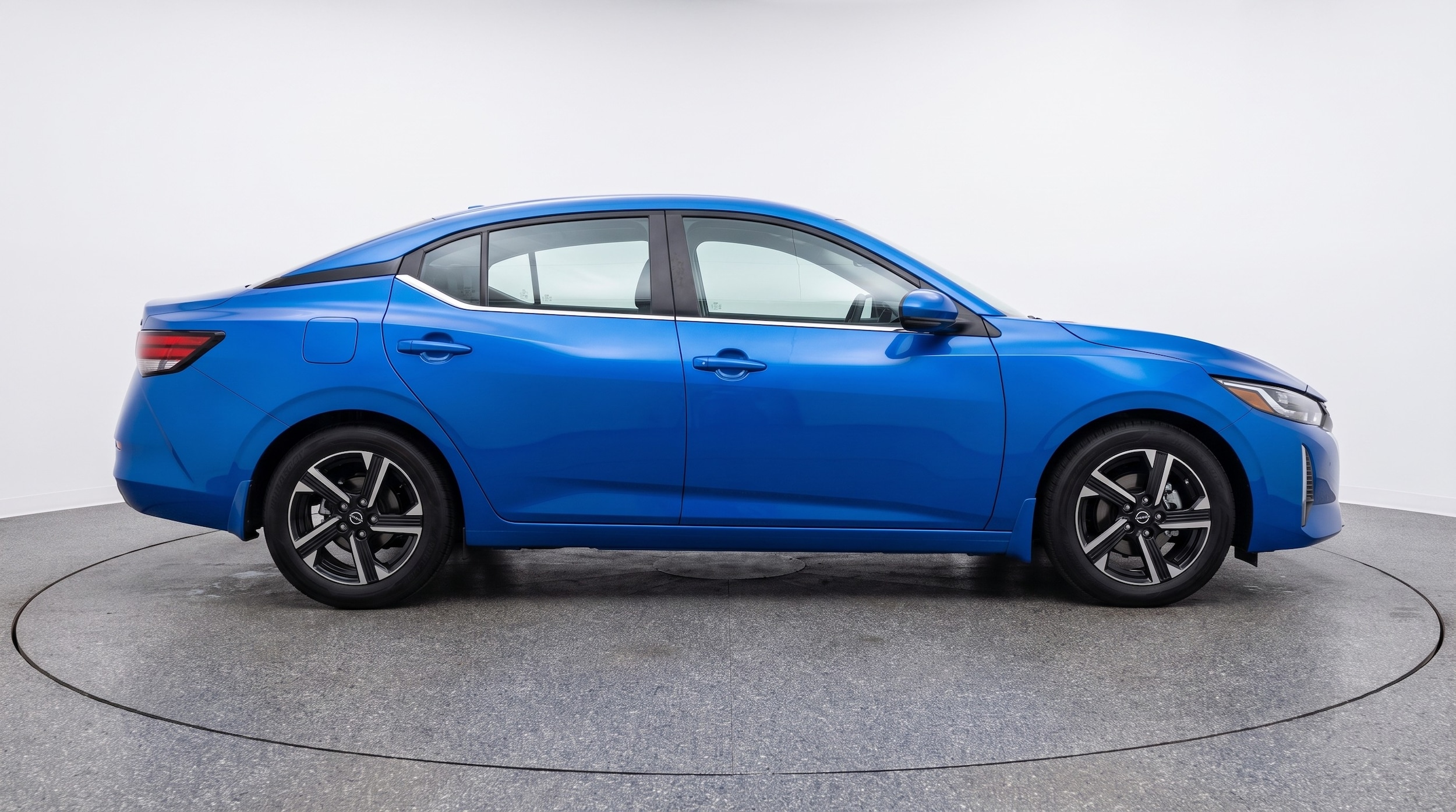 Thumbnail: 2025 Nissan Sentra - 8